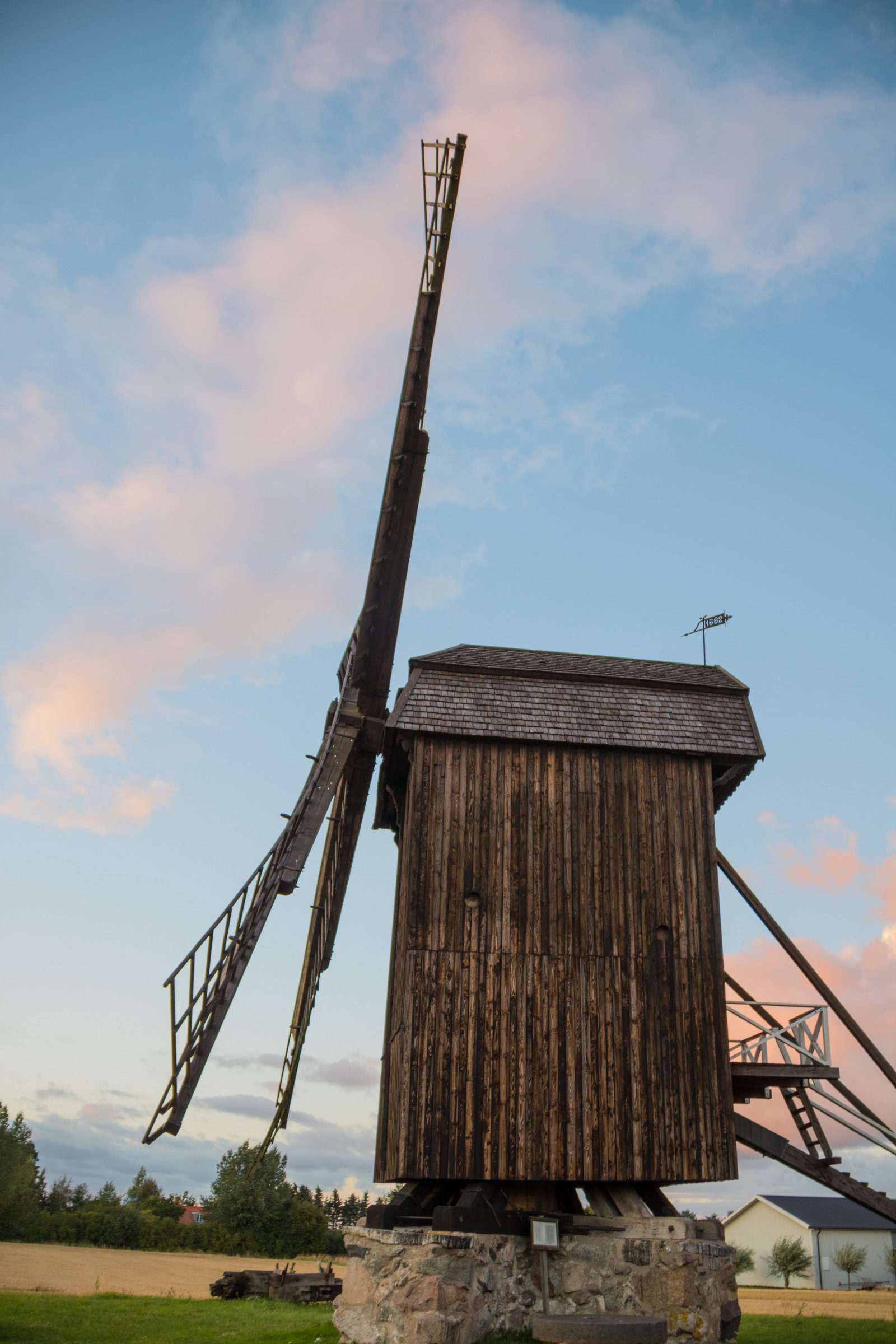 krajina, západ slunce, nebe, vítr, větrný mlýn, mlýn, památník, mrak, strom, zlatá hodina, nebe, solnedg ng, moln, v derkvarn, m lla, s dersl tt, landskap, exif modelu canoneos760d, geocountry, Kamera aby kánon, geocity, Model fotoaparátu canoneos760d, geostate, geolocation, EXIF čočka efs18200mmf3556is, exif aby kánon, EXIF isospeed 100, EXIF otvor 40, exif focallength 18mm, s dra od, gyllenetimmen