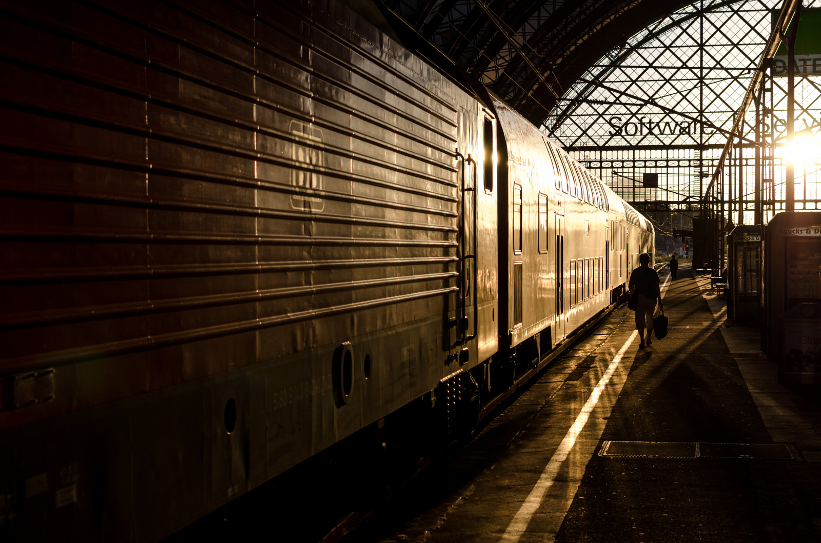 Wallpaper : sunset, night, reflection, sky, vehicle, railway, yellow ...