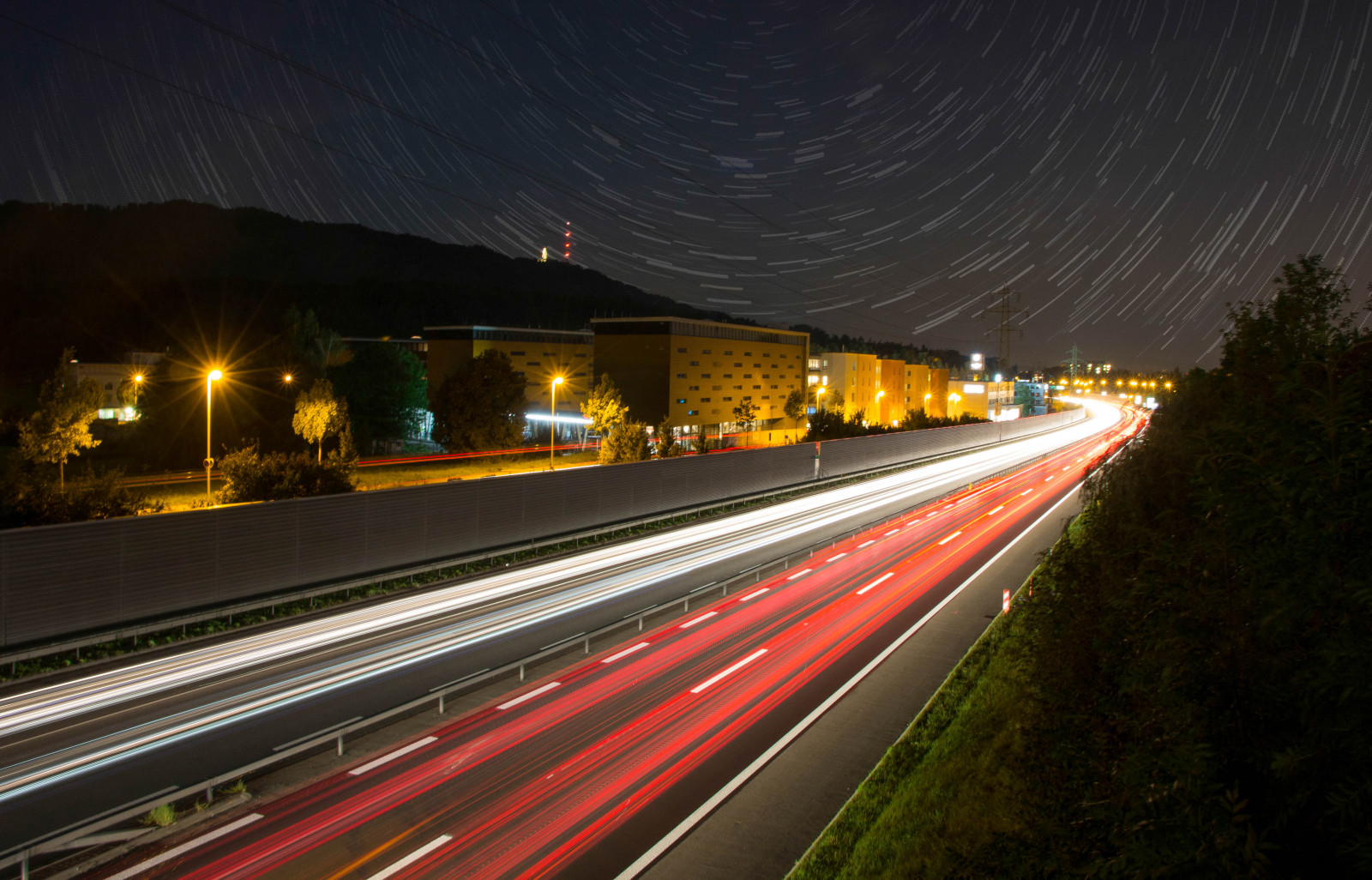 světla, noc, Červené, vozidlo, vlak, večer, provoz, Dálnice, soumrak, doprava, světlo, dlouho, expozice, uzávěrka, osvětlení, hvězda, stezky, tma, veřejná doprava, železniční doprava