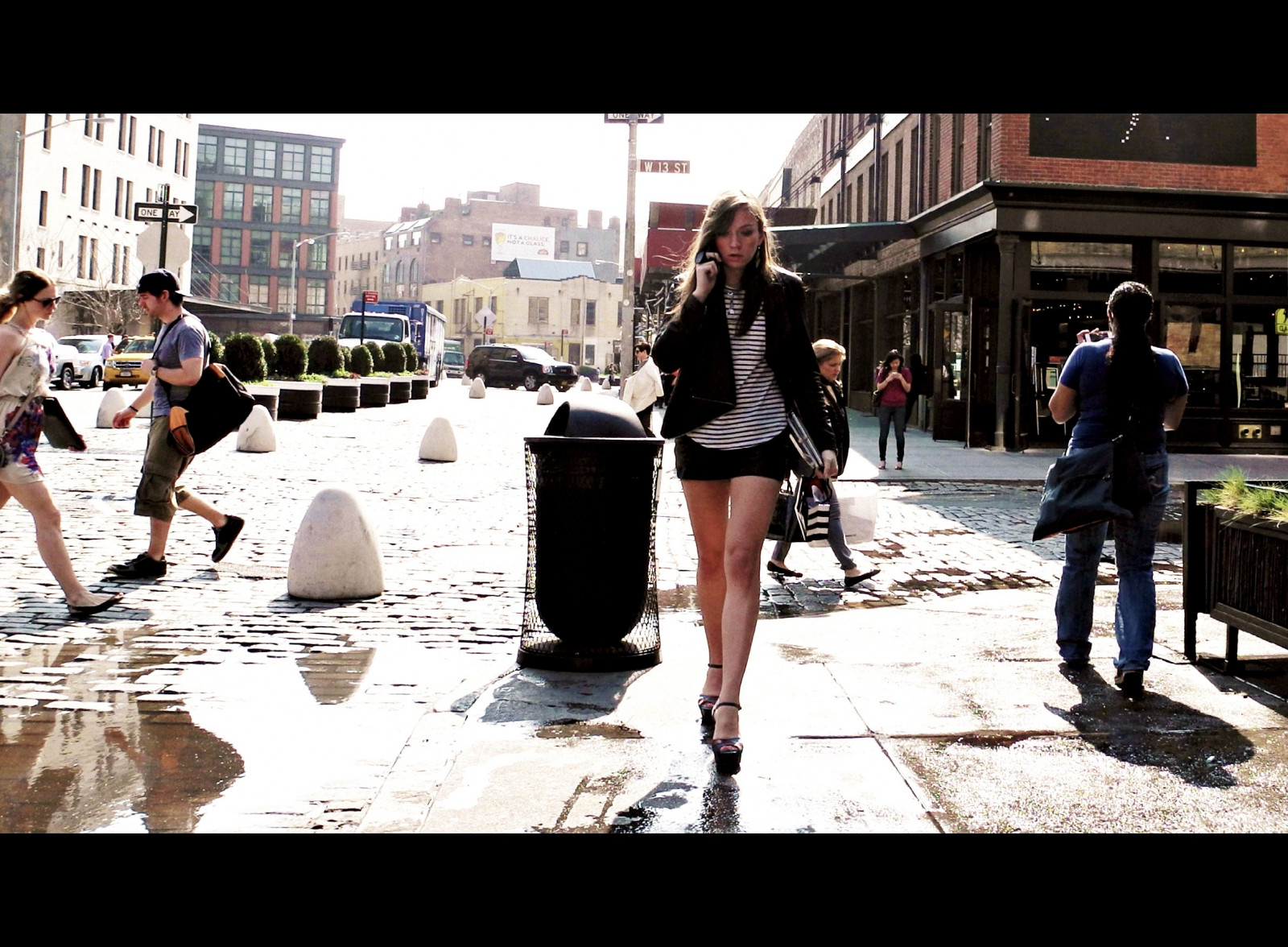 โมเดล, ถนน, ขา, กางเกงขาสั้น, ถนน, การถ่ายภาพ, แฟชั่น, โครงสร้างพื้นฐาน, คนเดินเท้า, หญิงสาว, meatpacking เขตปกครอง, รูปถ่าย, ภาพ, streetscene, เมืองนิวยอร์ก, sephora, รองเท้า, greenwichvillage, gams, wetstreets, Westvillage, spicemarket, cobblestonestreets, lookingsouth, talltales, west13thandninthavenue, dscn7627, justafterrainstorm
