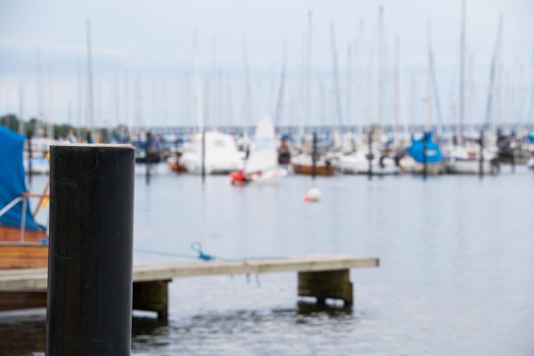 boat,sea,water,sky,vehicle,clouds