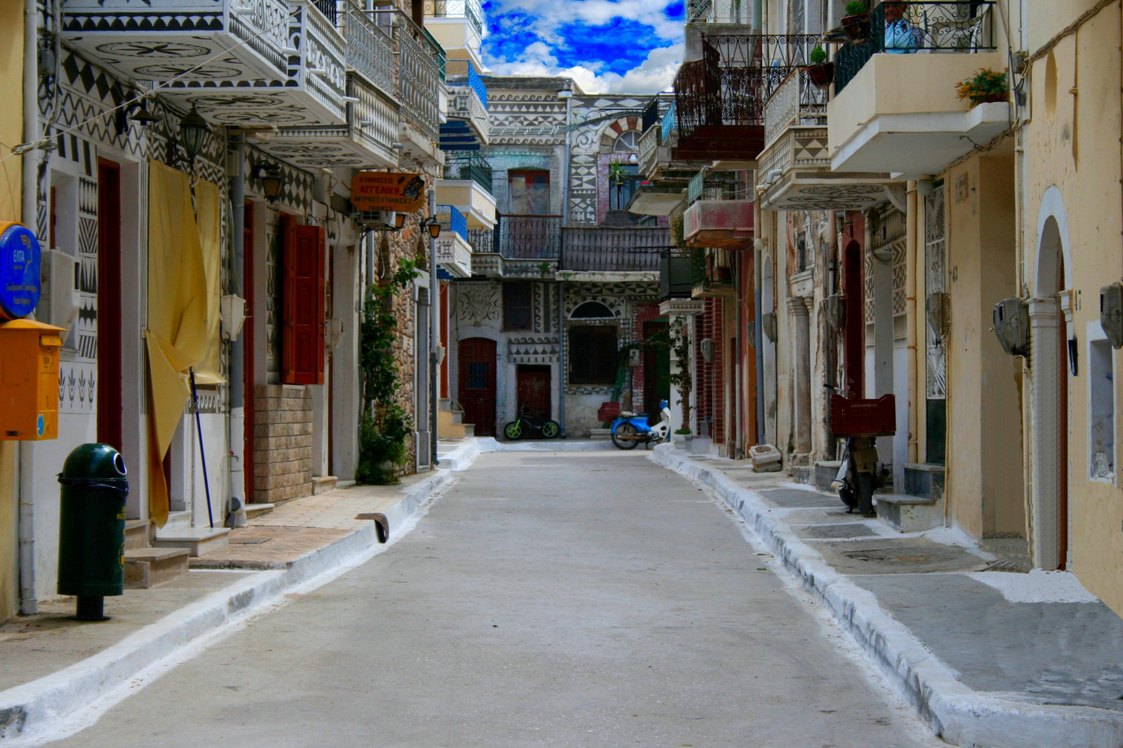 3779x2520 px, Chios, Pyrgi