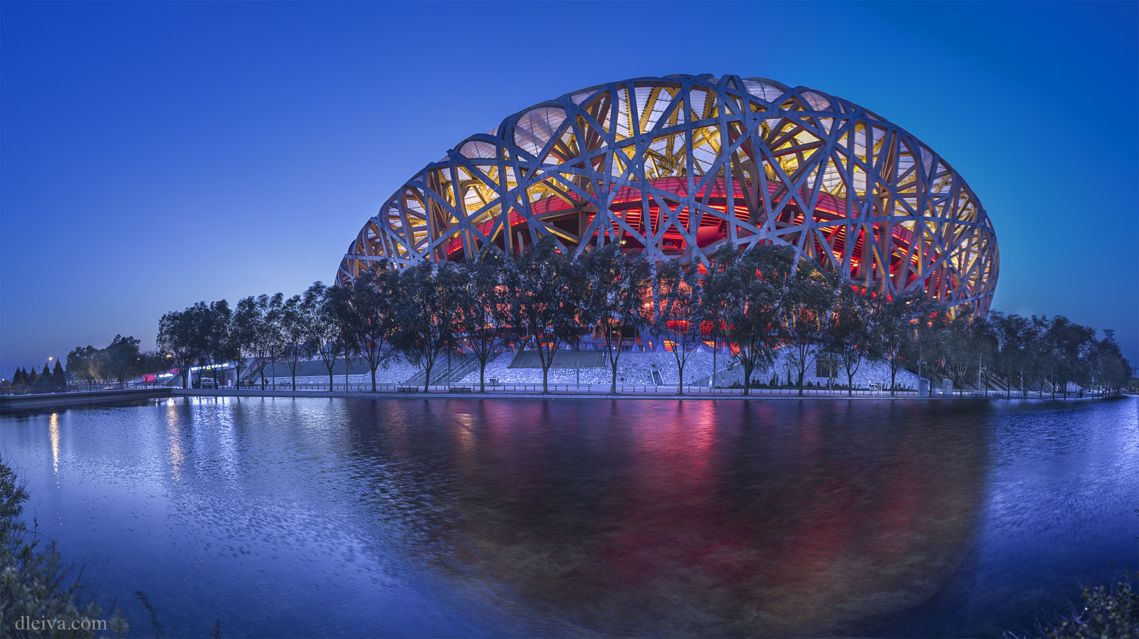 krajina, město, panoráma města, noc, Asie, Čína, voda, Příroda, odraz, nebe, večer, most, řeka, Beijing, stadión, struktura, strom, pták, Rio, síť, Reflejo, de, mezník, turistická atrakce, zábavní park, zábavní jízda, pajaro, nido, Pekin, Olimpic, olimpico, Estadio, fixed link