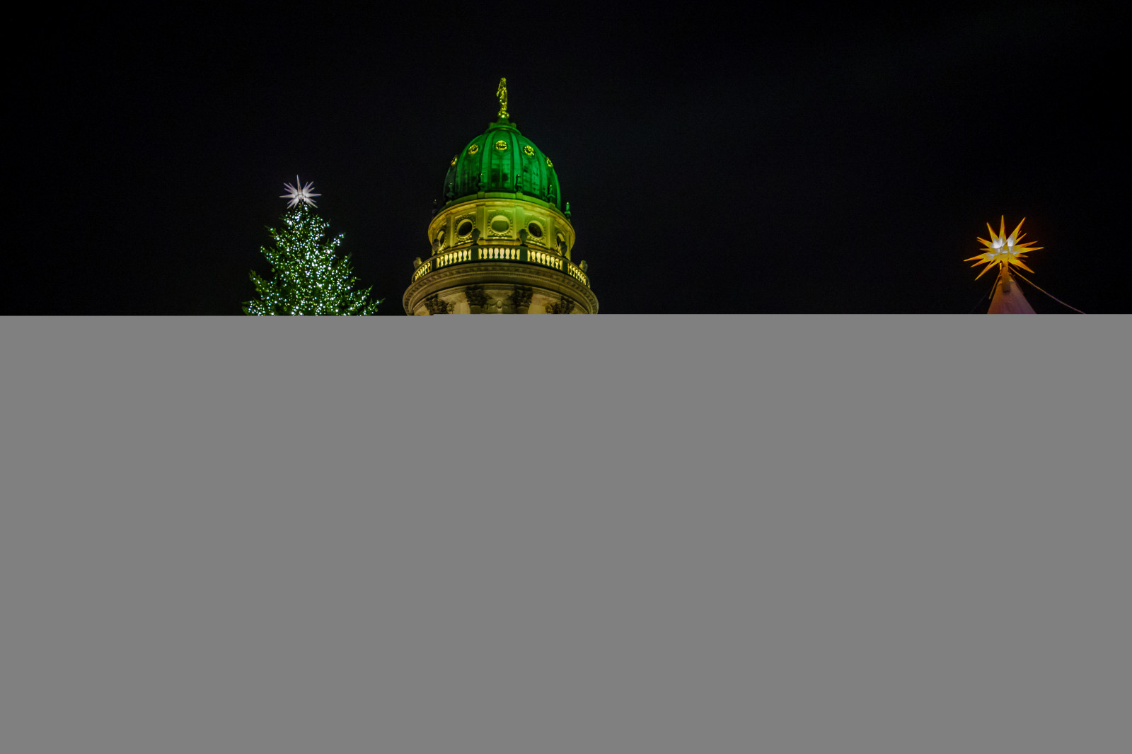 notte, simmetria, grattacielo, Germania, Natale, Berlino, lightroom, leggero, illuminazione, decorazione, negozio natalizio, Avvento, deutschland, oscurità, Dekoration, Weihnachtsmarkt, berlinmitte, licht, dunkelheit, nightshot, sonyrx100, nacht, Nachtaufnahme, weihnachten, dietmarschwanitz, Adventszeit, Gendarmenmarkt, berlinbeinacht, deutscherdom, berlinbynight