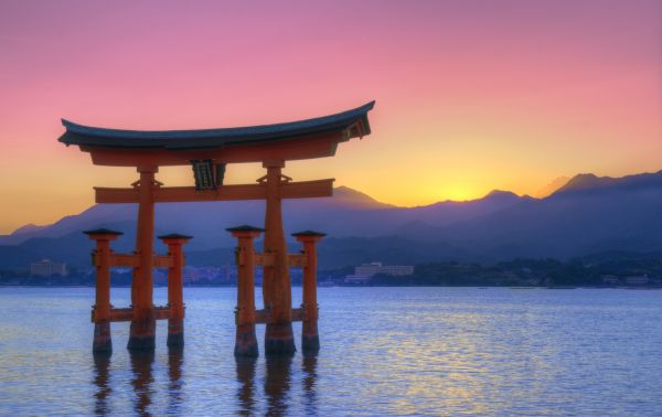 Itsukushima Gate,building