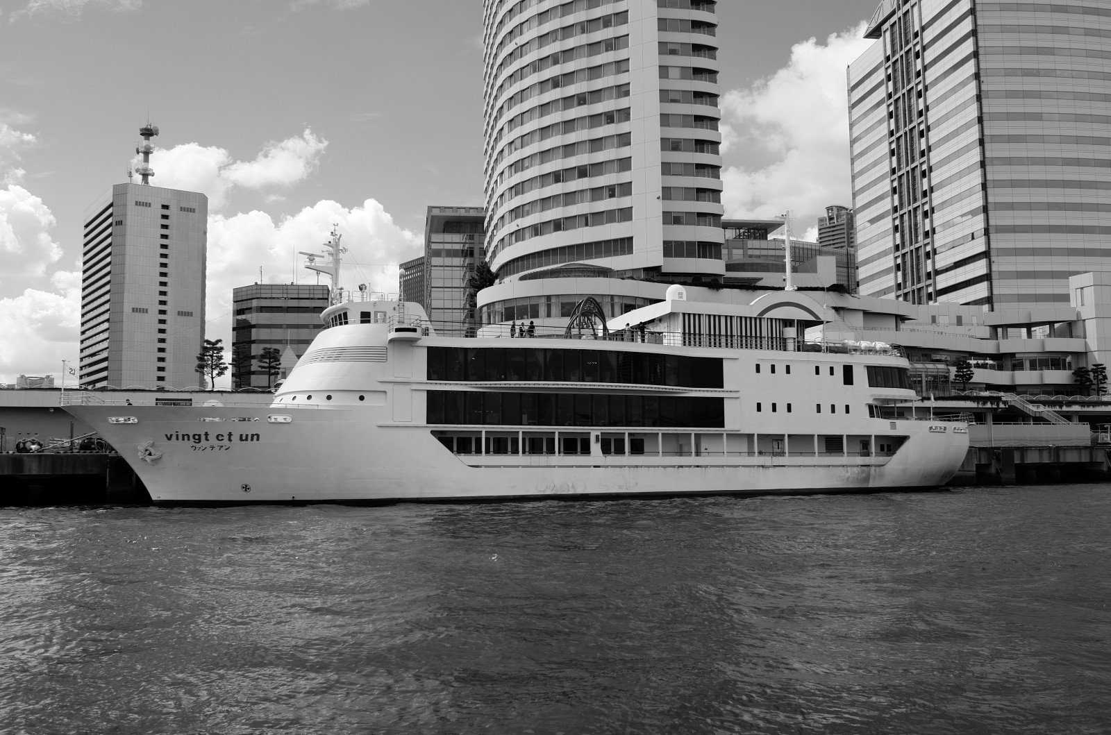 ญี่ปุ่น, เรือ, เรือ, ขาวดำ, ยานพาหนะ, เรือสำราญ, เรือยอชท์, Leica, โตเกียว, เรือข้ามฟาก, ซีซี, เรือบรรทุกสินค้า, t, leicat, Summicron, creativecommons, summicron235, 235, sumidariver, sumidagawa, ดำและขาว, ถ่ายภาพขาวดำ, การขนส่งสินค้า, เรือยนต์, เรือโดยสาร, เรือยอชท์สุดหรู, เรือเดินสมุทร