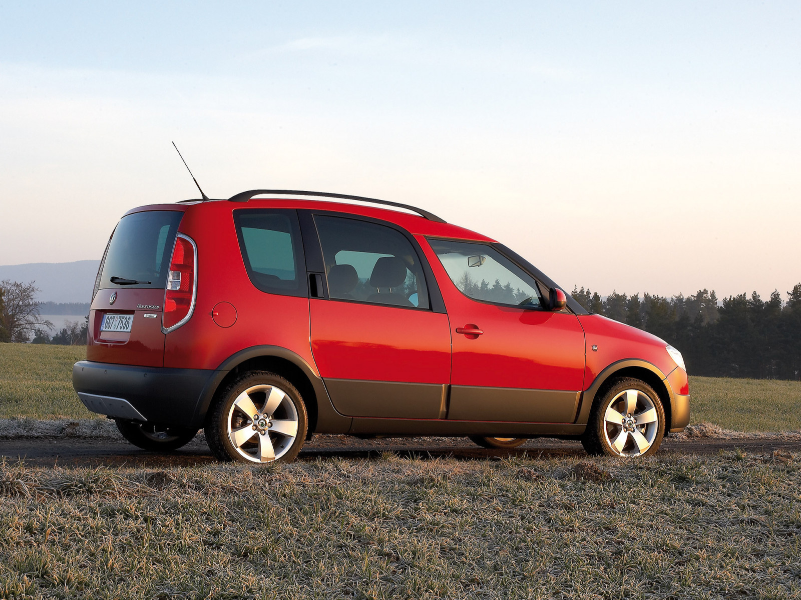 bil, køretøj, Nissan, Van, Skoda, 2012, netcarshow, netcar, bil billeder, bil foto, Roomster Scout, jord køretøj, bil make, bybil, sport utility køretøj, minivan, Renault Kangoo, koda Roomster
