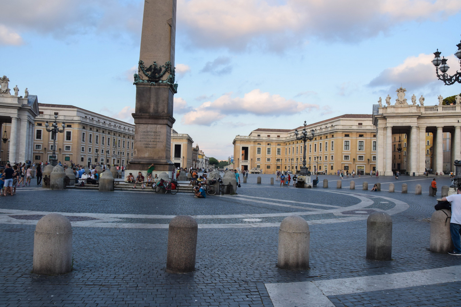 město, ulice, panoráma města, Itálie, architektura, starověký, silnice, město, Evropa, kostel, náměstí, Řím, památník, centrum, rom, pradávné město, roma, architektura, kyrka, sanpietro, piazzasanpietro, stpeterbasilica, CITT delvaticano, peterskyrkan, vatikanstaten, petersplatsen, náměstí, mezník, urban area, dávná historie, lidské osídlení