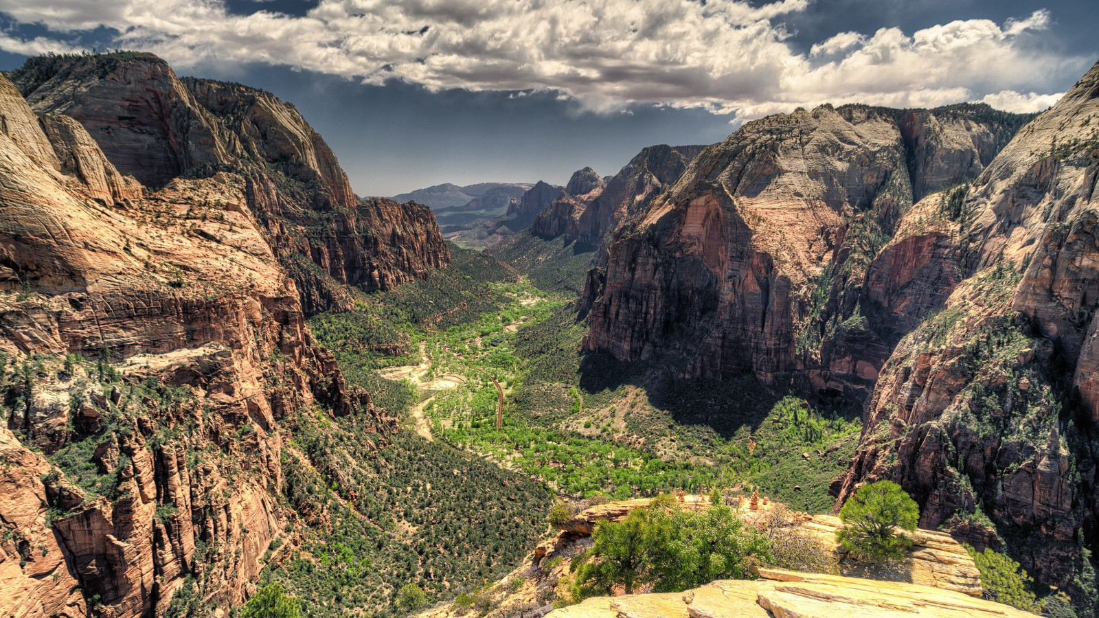 slunečnímu záření, krajina, Skála, Příroda, stín, útes, národní park, údolí, kaňon, divočina, plošina, Formace, hřbet, Terén, hora, stezka, 2560x1440 px, geologie, horských reliéf, landform, geografický rys, geologický fenomén, pohoří, vádí