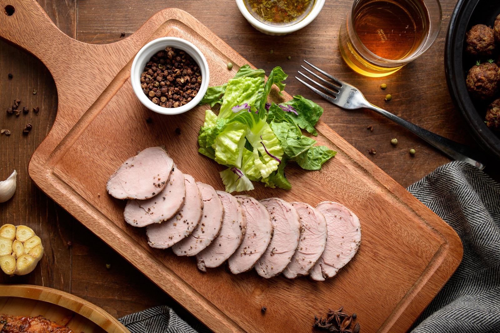 jídlo, stálý život, klobása, salát, Vidlička