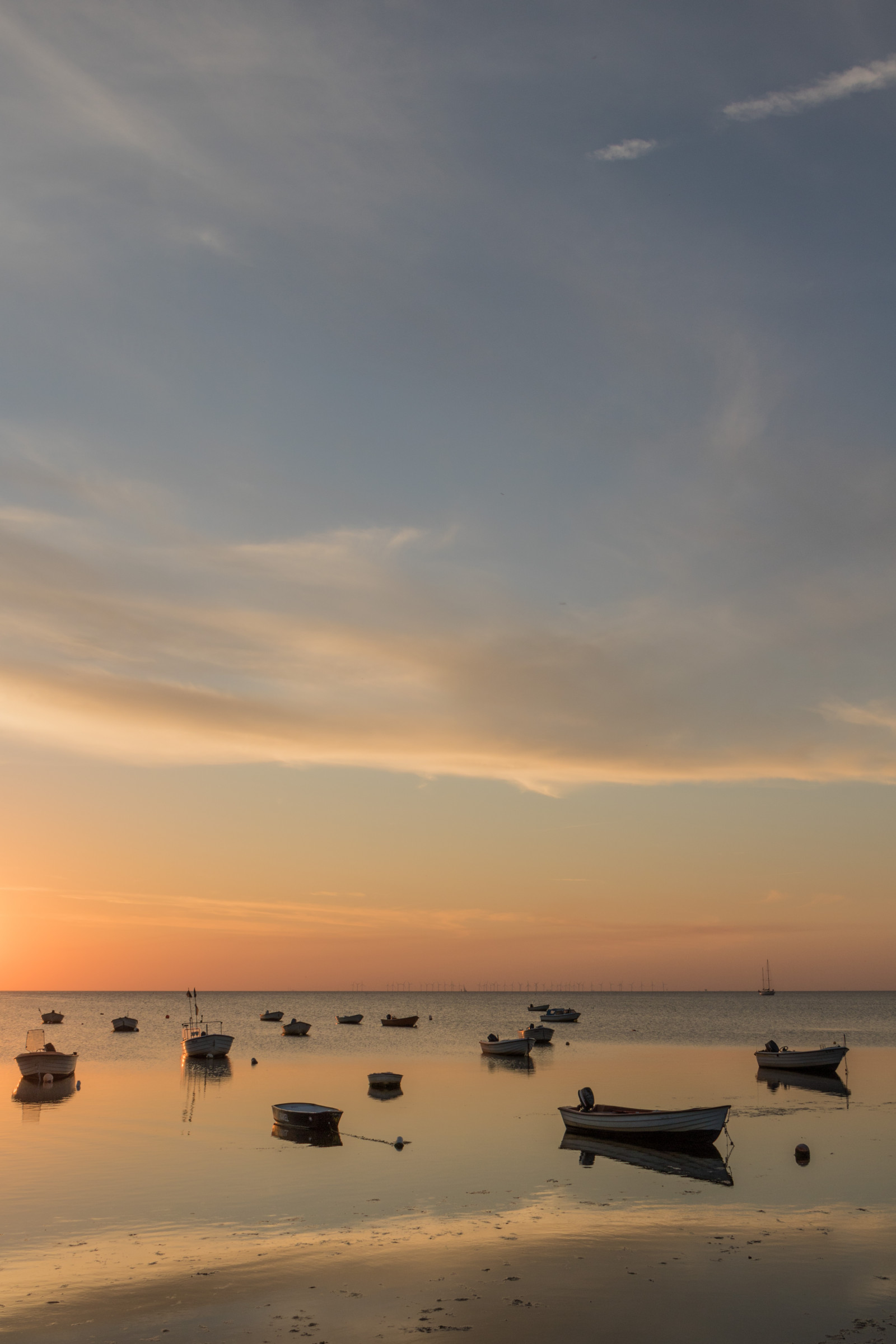 slunečnímu záření, loď, západ slunce, moře, záliv, voda, pobřeží, písek, odraz, nebe, pláž, svítání, večer, ráno, pobřeží, slunce, horizont, soumrak, slunce, mrak, svítání, oceán, zlatá hodina, vlna, nebe, solnedg ng, vatten, fiskehoddorna, hav, b t, moln, h llviken, exif modelu canoneos760d, geocountry, Kamera aby kánon, geocity, Model fotoaparátu canoneos760d, geostate, geolocation, EXIF čočka efs18200mmf3556is, exif aby kánon, EXIF isospeed 100, EXIF otvor 90, exif focallength 24mm, gyllenetimmen, odlesk, tělo z vody