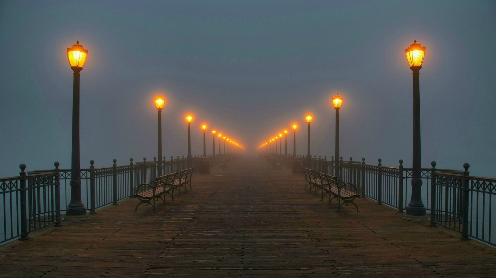 slunečnímu záření, krajina, světla, pouliční osvětlení, západ slunce, moře, noc, svítání, večer, ráno, horizont, molo, soumrak, chodník, mlha, svítání, osvětlení, dřevěný, atmosférický jev, 2559x1439 px