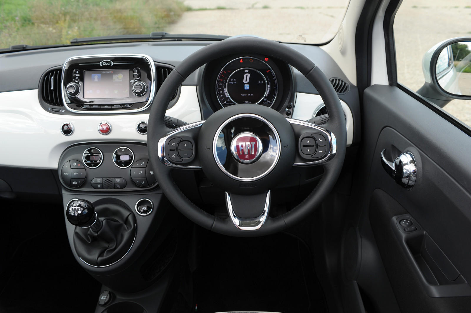 samochód, pojazd, Fiat 500, PLACET, Netcarshow, Netcar, Obrazy samochodów, Zdjęcie samochodu, 2016, 500 wersja brytyjska, Pojazd lądowy, Samochody zewnętrzne, Producent samochodów, Luksusowy pojazd, Rodzinny samochód, Samochód miejski, Sportowy pojazd użytkowy