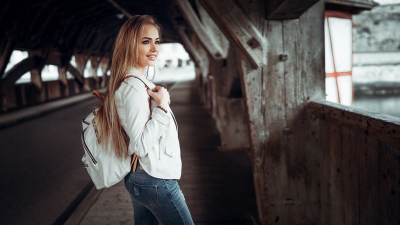 femei,model,portret,blondă,par lung,alb