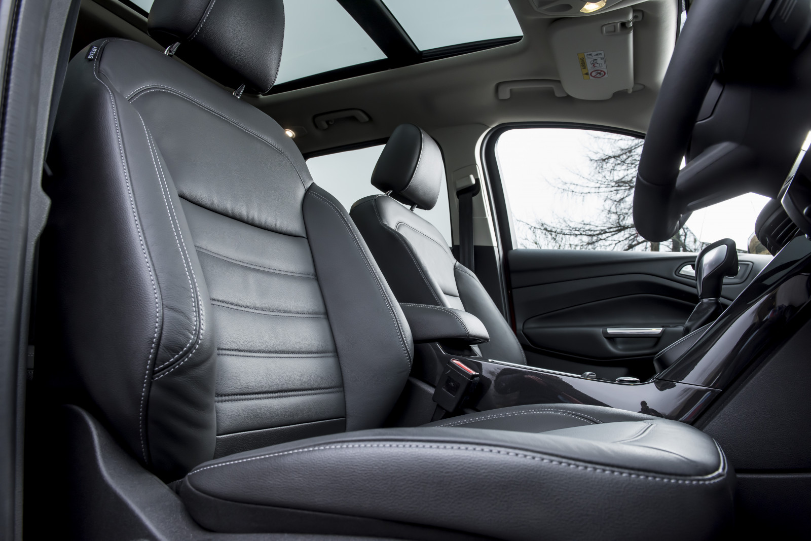 bil, BMW, køretøj, Audi Q5, Ford, Sedan, BMW X5, netcarshow, netcar, bil billeder, bil foto, 2017, Kuga britiske version, jord køretøj, automotive exterior, bil make, luksus køretøj, familie bil, crossover sUV, udøvende bil, sport utility køretøj, Audi Q7