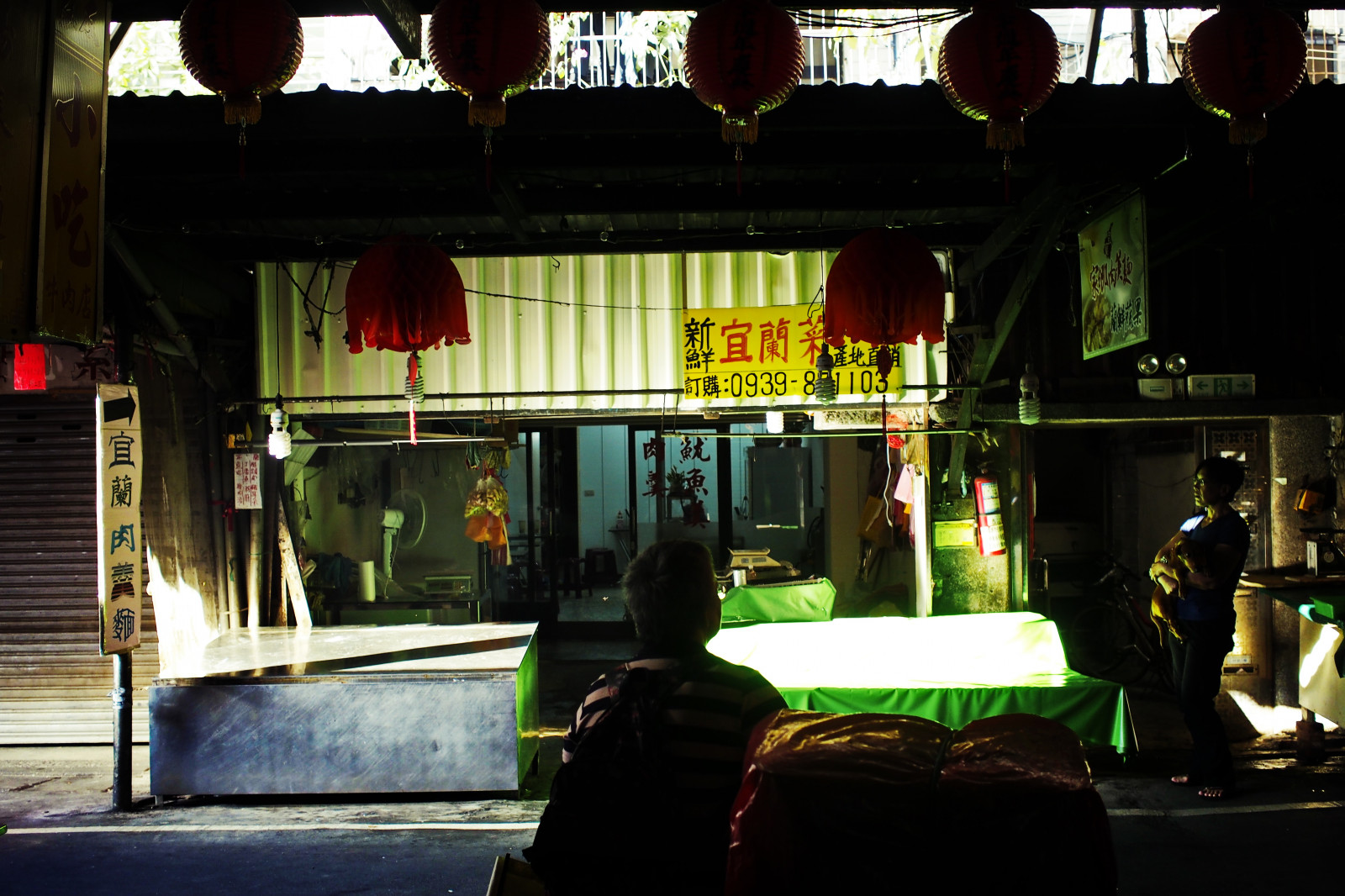 vindue, nat, hus, glas, Taipei, Taiwan, eftermiddag, Olympus, lys, marked, belysning, Gade syn, salg, M43, 17mm, udstillingsvindue, imnothere0, EP5