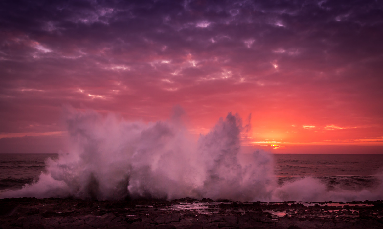 日没, 海, 空, 日の出, 緑, 波, 地平線, 雰囲気, 岩, 夕暮れ, 雲, 夜明け, 海洋, 波, ポードソール, 残光, 地質学的現象, 風の波, オンダ