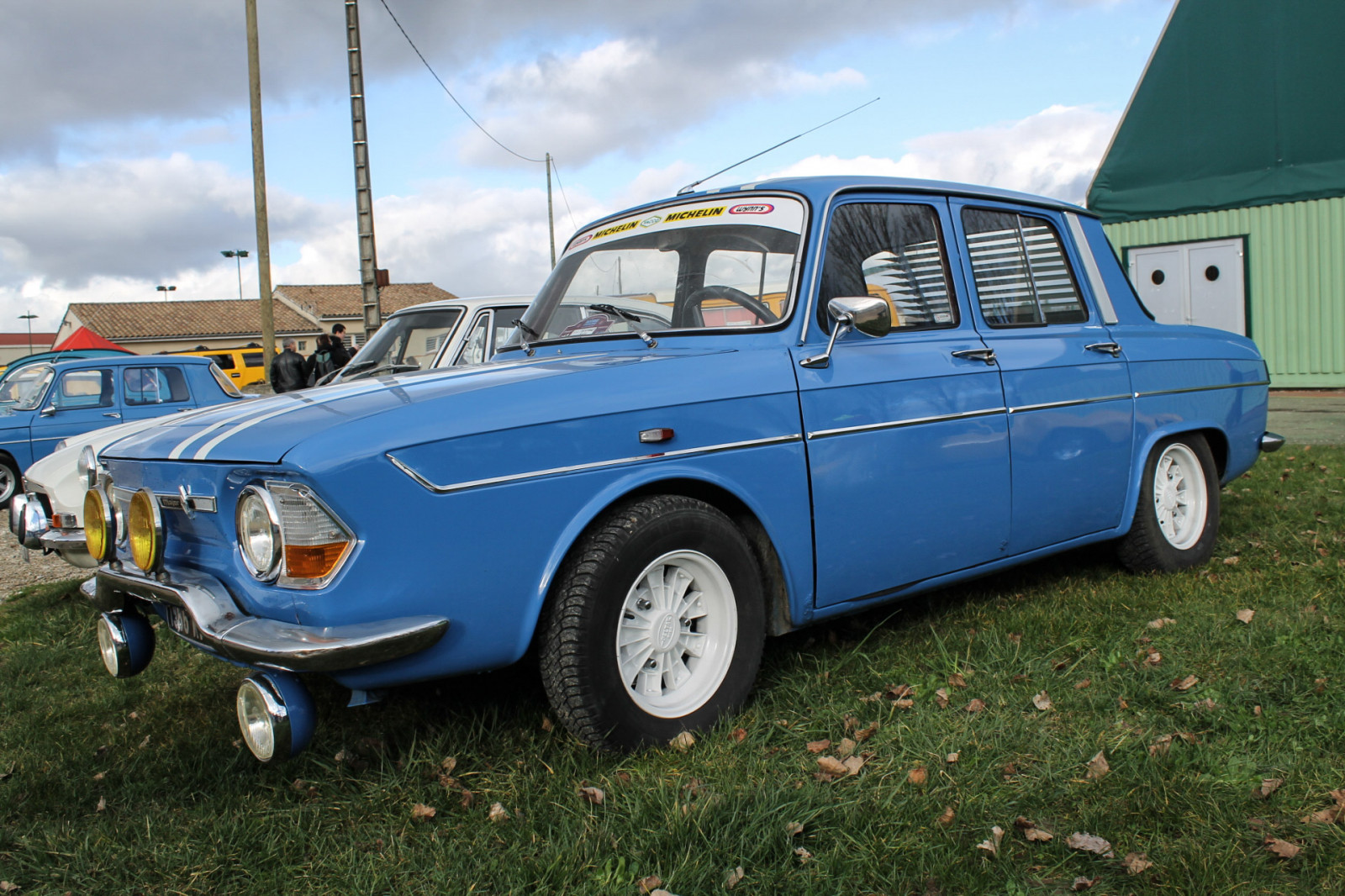 samochód, pojazd silnikowy, pojazd, Klasyczny samochód, renault 8, Samochód kompaktowy, Sedan