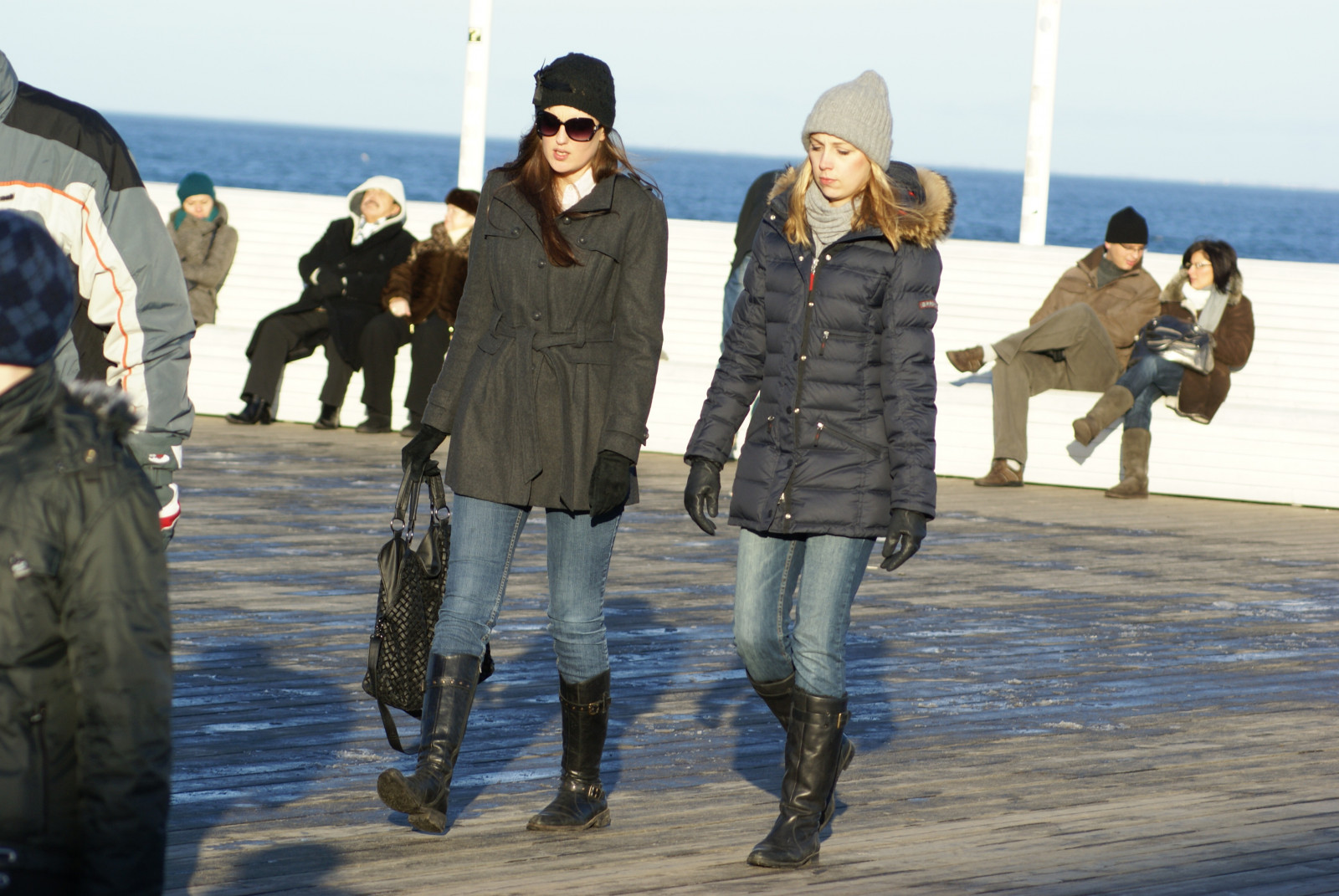 Wallpaper water, winter, gloves, Tourism, ice, leather, Freezing