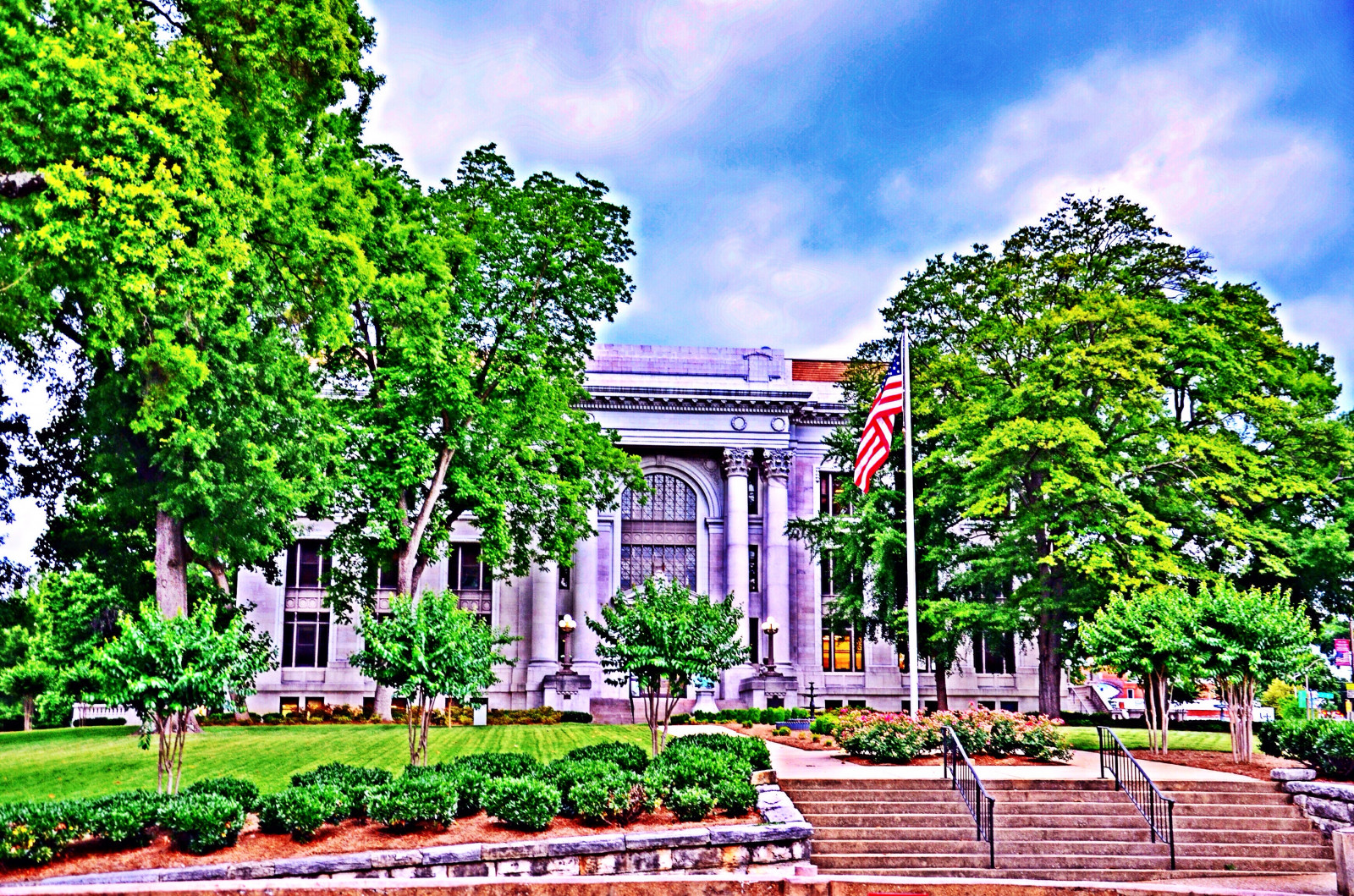 træer, landskab, hvid, have, natur, rød, græs, himmel, hus, grøn, blå, buske, trappe, Chattanooga, Tennessee, ejendom, træ, blad, flickr, plante, blå himmel, retsbygning, hjem, plantage, milepæl, palæ, dagtimerne, universitetsområde, facade, græsplæne, tn, turistattraktion, hovedstadsområde, Busk, udendørs struktur, ejendom, Botanisk Have, landskabspleje, americanflag, hamiltoncounty, whitefluffyclouds