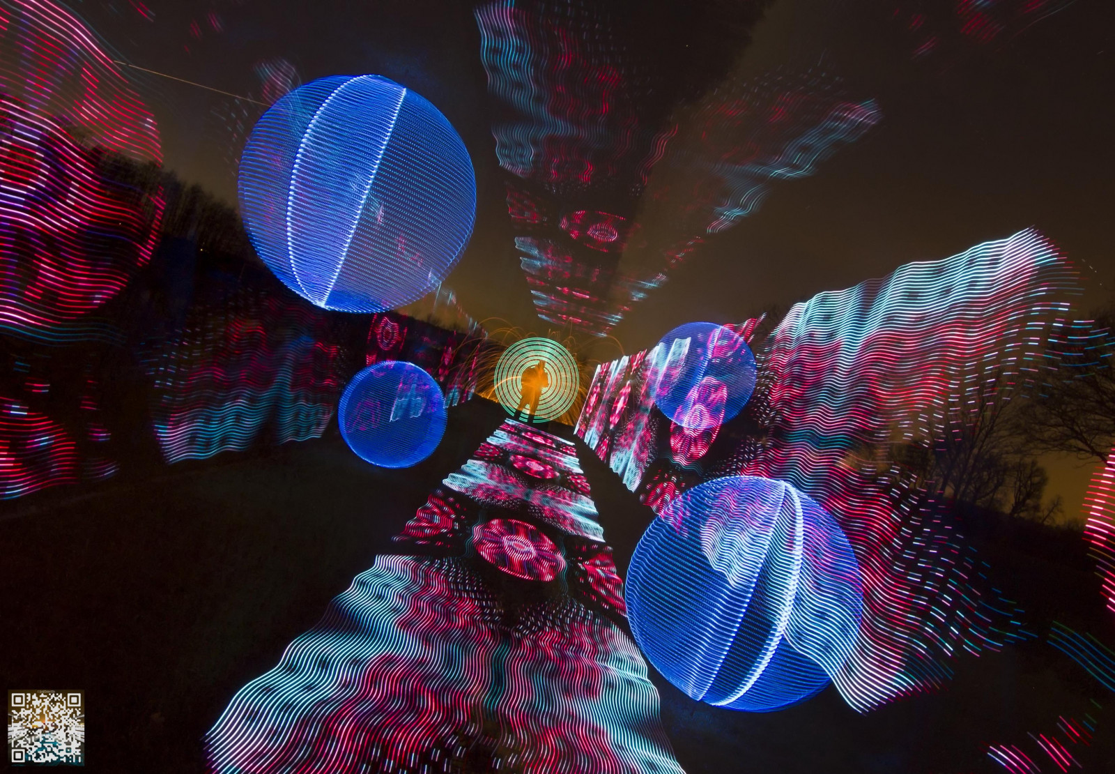 lightpainting, silueta, Kánon, míč, tunel, Tokina, plazma, koule, struhadlo, DLW, veselý, wirewool, 550D, sooc, 1116mm, lpuk, martbarras, lightpaintinguk