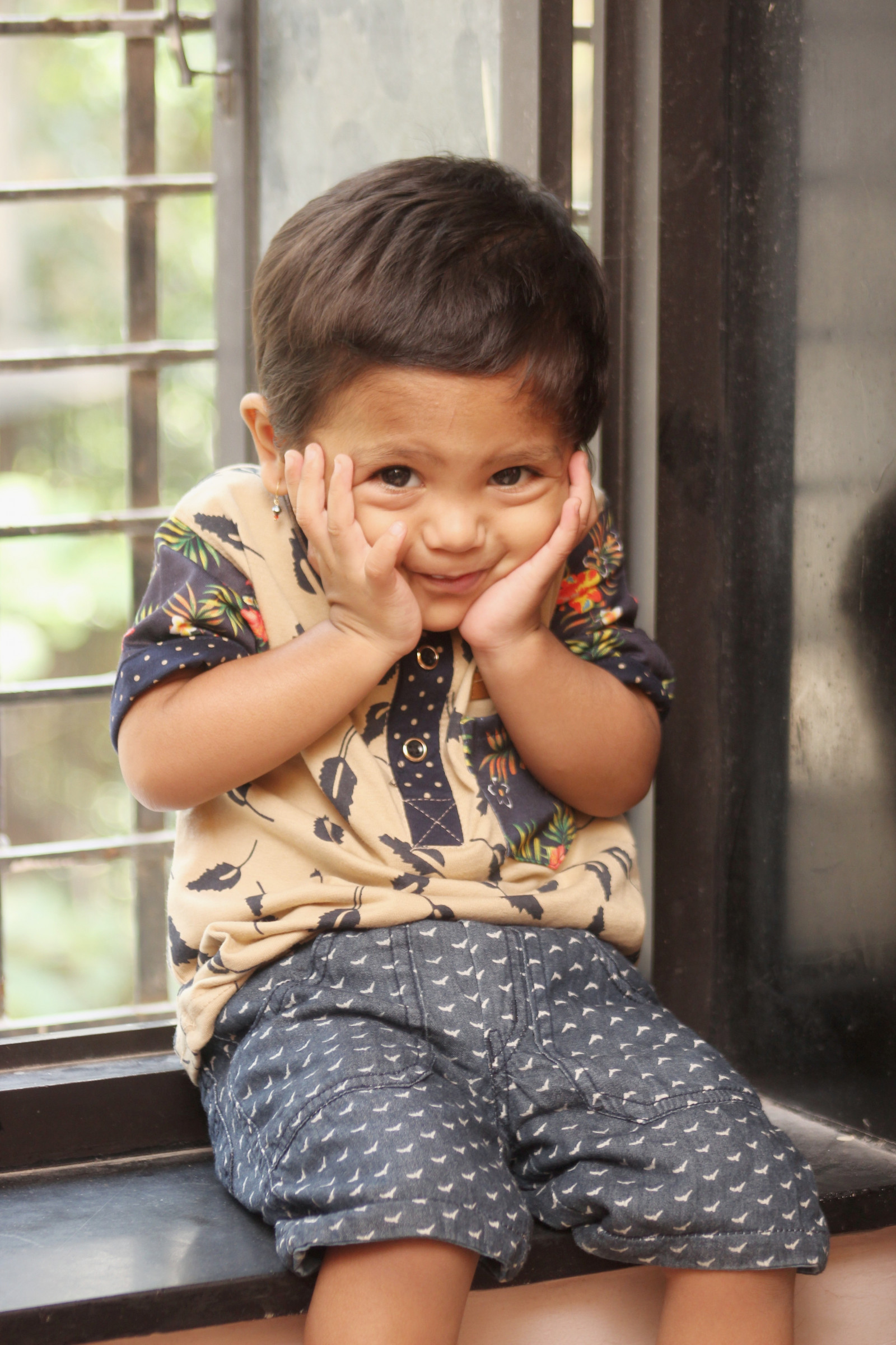 lidé, portrét, děti, sedící, Osoba, kůže, chlapeček, chlapec, dítě, dívka, usměj se, oko, mužský, lidských pozice, portrétní fotografie, focení, břicho, interakce, batole, nemluvně