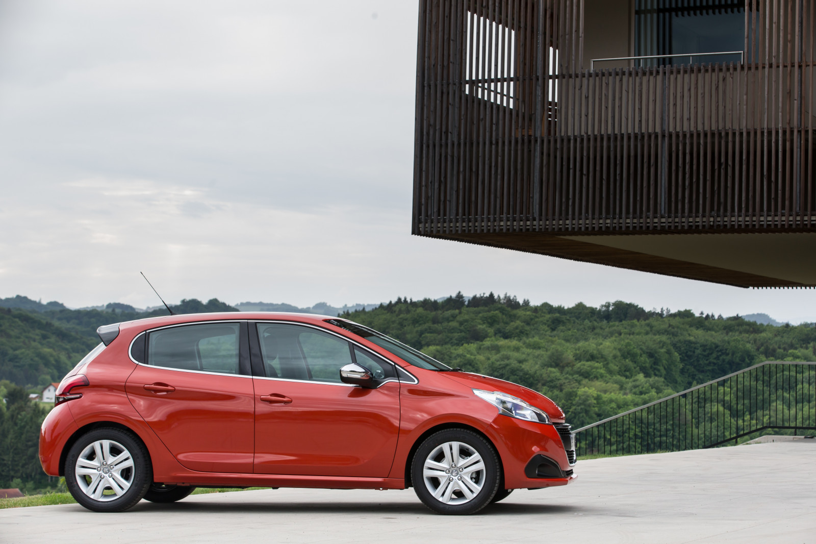 รถ, ยานพาหนะ, เปอโยต์, netcarshow, netcar, ภาพรถยนต์, ภาพรถ, 2016, 208, ยานพาหนะบก, การออกแบบยานยนต์, รถยนต์ทำ, รถเมือง, รถ subcompact, supermini