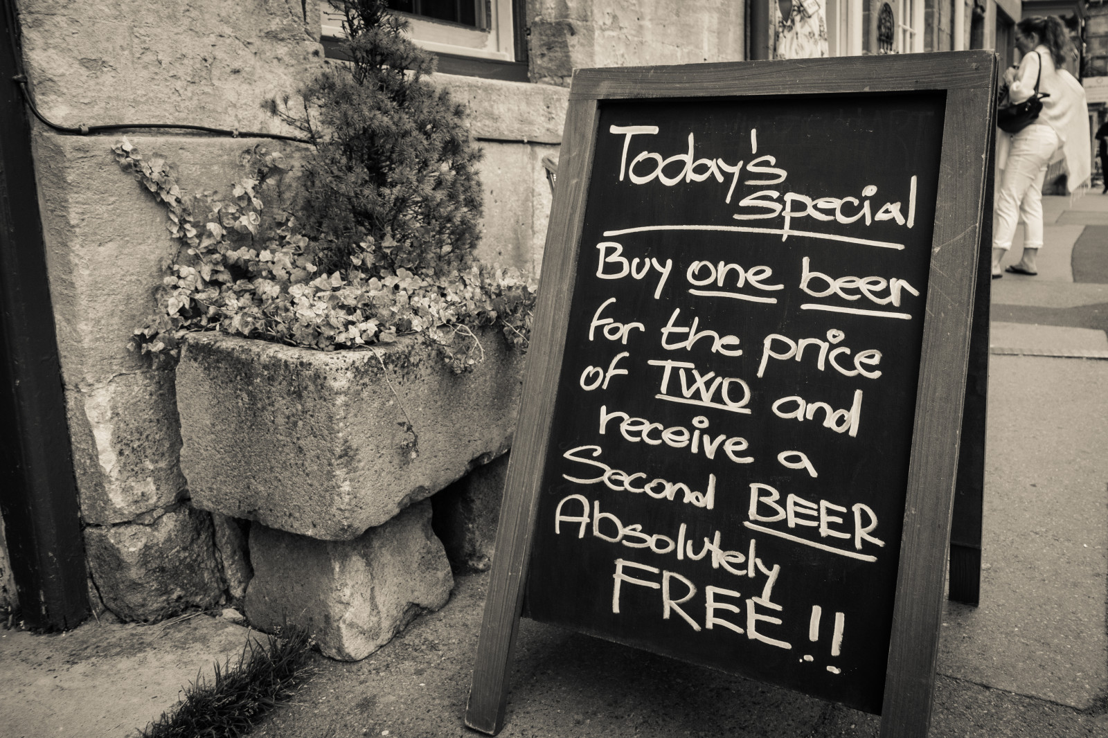 sort, monokrom, gade, humor, vej, England, skilt, historie, Europa, britisk, UK, ferie, infrastruktur, KUNST, fotografi, wold, engelsk, byområde, cotswolds, stowonthewold, stuve, brandonprice