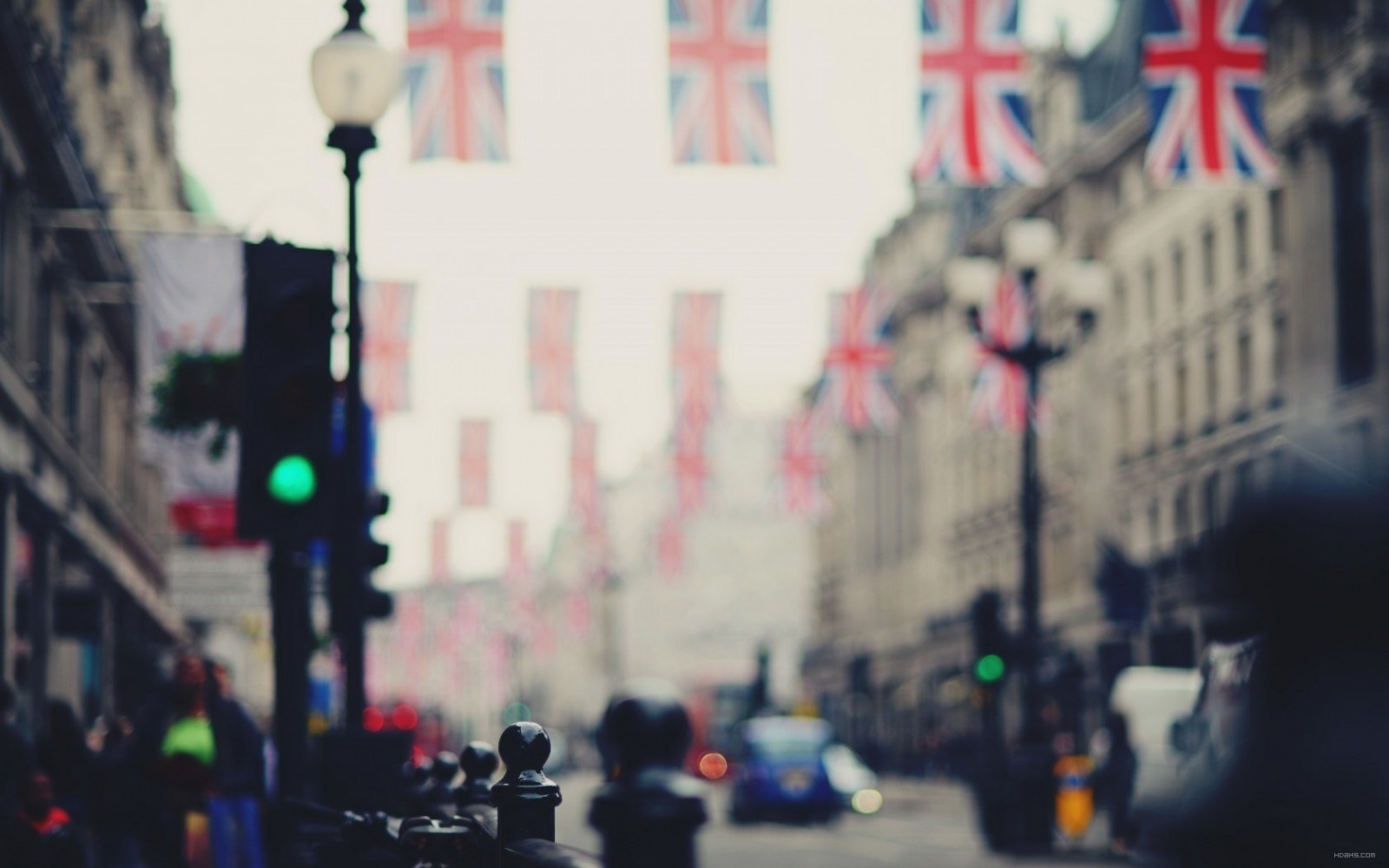Wallpaper depth of field, street, road, flag, traffic lights