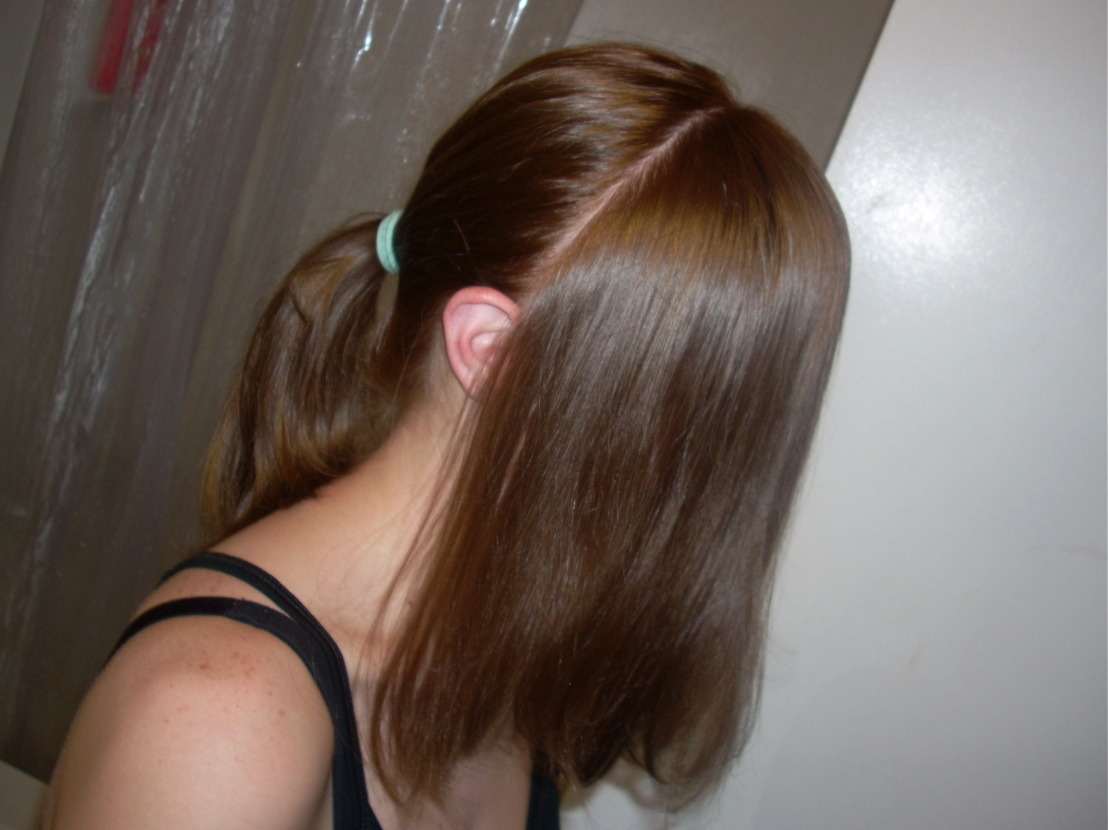 long hair, black hair, hair, ponytail, bangs, Bun, girl, neck, blond, hairstyle, chin, brown hair, human hair color, hair coloring, forehead, haircut, lindsay, hair tie, step cutting