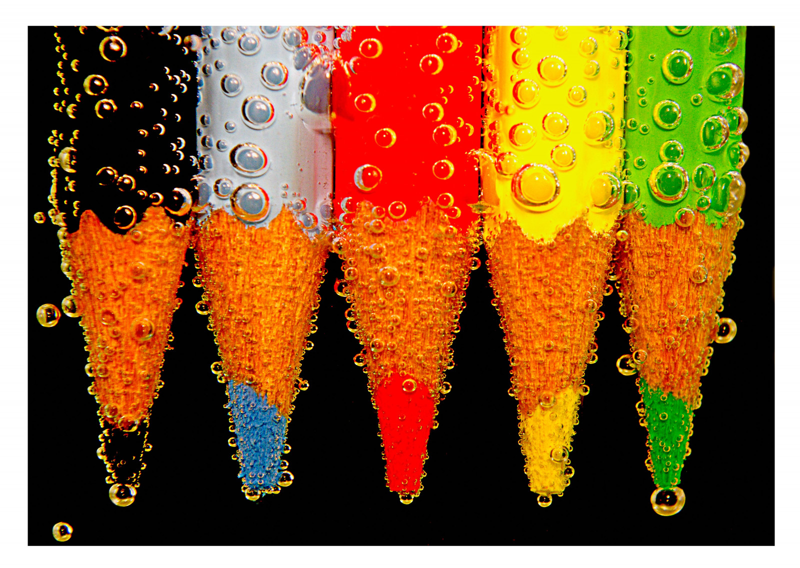 Černá, ilustrace, voda, Červené, zelená, žlutý, modrý, vzor, Bubliny, UMĚNÍ, barva, mygearandme, barva, design, stálý život, mygearandmepremium, mygearandmebronze, mygearandmesilver, 1001nights, 1001nightsmagiccity, llgeoff, moderní umění, font, akrylová barva, tužka, šumivý