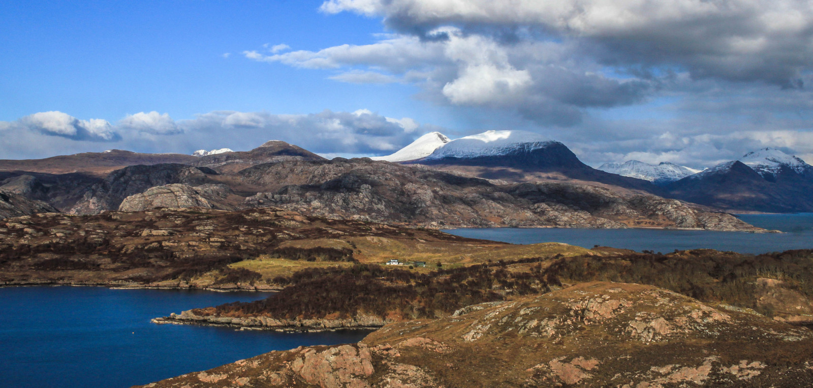 krajina, hory, moře, jezero, nebe, mraky, Skotsko, modrý, kopce, pobřeží, skály, panoráma, divočina, Evropa, crater Lake, plošina, hřbet, mrak, hora, nádrž, pleso, vysočina, jezero, horských reliéf, landform, geografický rys, pohoří, klesl