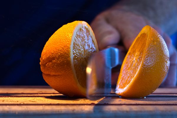 fruit,knife