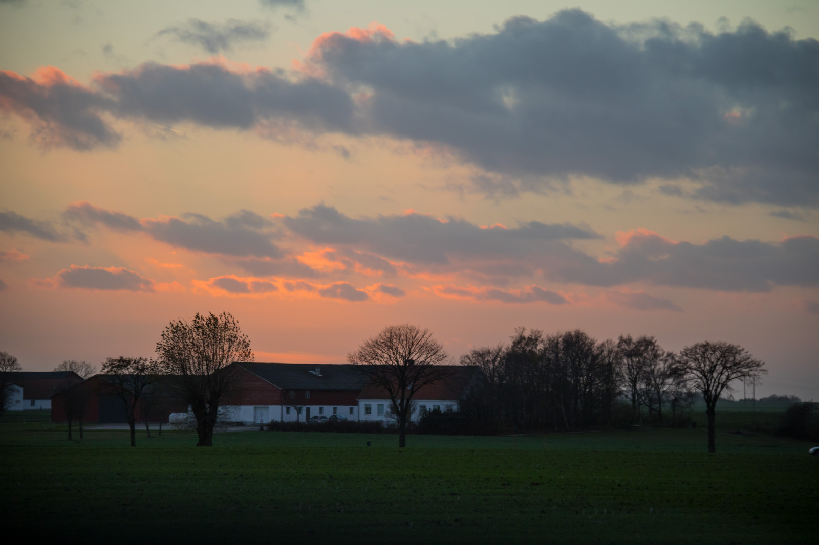 sollys, landskab, solnedgang, natur, himmel, Mark, solopgang, aften, morgen, Sol, horisont, atmosfære, skumring, Sky, træ, daggry, himmel, solnedg ng, tr d, landskabet, Moln, landsbygd, s dersl tt, landskap, exif model canoneos760d, geocountry, kamera gør kanon, geocity, kameramodel canoneos760d, geostate, geolocation, exif linse efs18200mmf3556is, exif åbning 56, exif gøre kanon, exif isospeed 200, exif focallength 120mm, almindeligt, landdistrikt, atmosfærisk fænomen, efterglød, meteorologisk fænomen