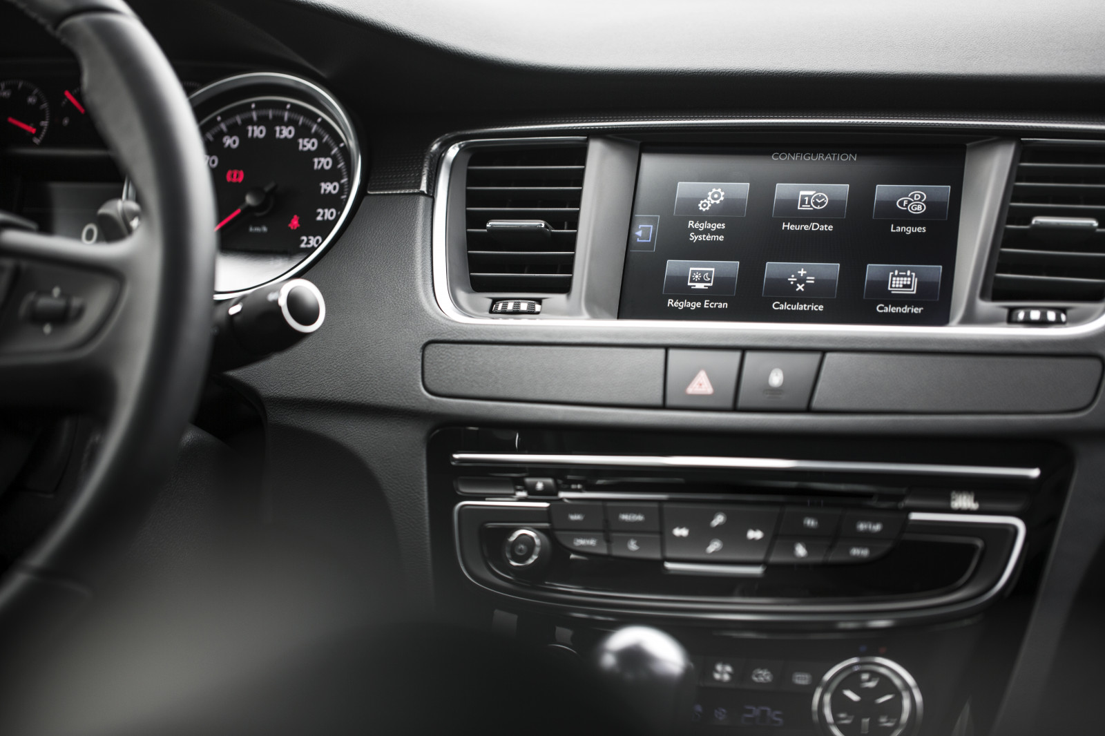 auto, vozidlo, 2015, peugeot, renault laguna, limuzína, netcarshow, netcar, obrázky vozidel, photo auto, 508, pozemní vozidla, automobil make, luxusní vůz, rodinný vůz, kompaktní vůz, výkonné auto, střední velikost auta, renault fluence