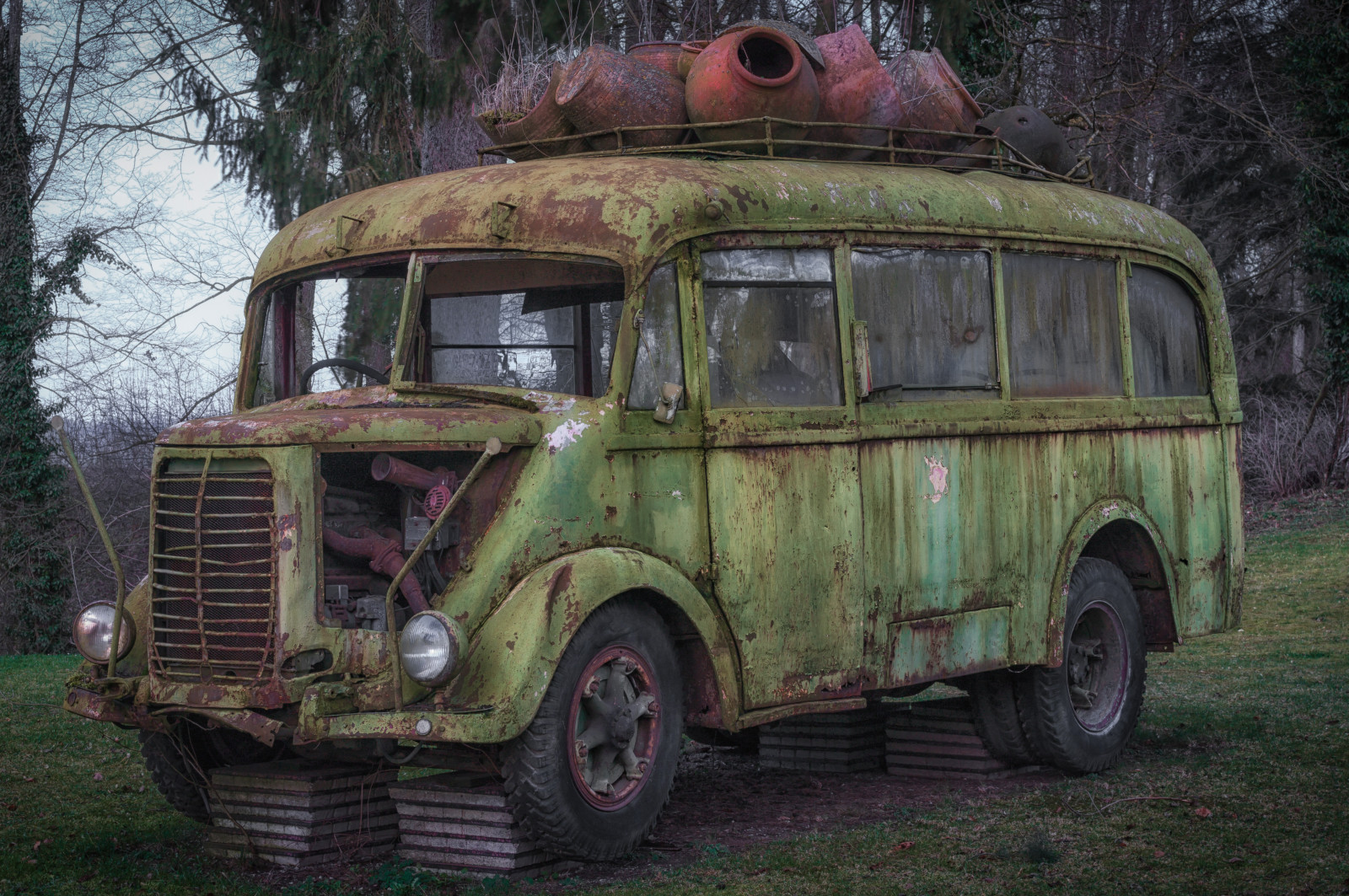 auto, lys, lightpainting, detalje, bus, forladt, bil, metal, nat, Tyskland, sjovt, bayern, deutschland, fotografering, lys, abend, licht, rust, fotografie, kunstnerisk, PENTAX, nacht, udendørs, henfald, detaljer, Rustik, Oldtimer, nightview, vrag, Rost, metall, Farbe, Schatten, Rostig, lichter, K5, Farben, Schrott, wrack, carcemetery, blauestunde, automobil, cargraveyard, autofriedhof, Schrottplatz, bilvrak, forfall, schrottauto, Bilskrot, altmetall, buswrack, pentaxk5