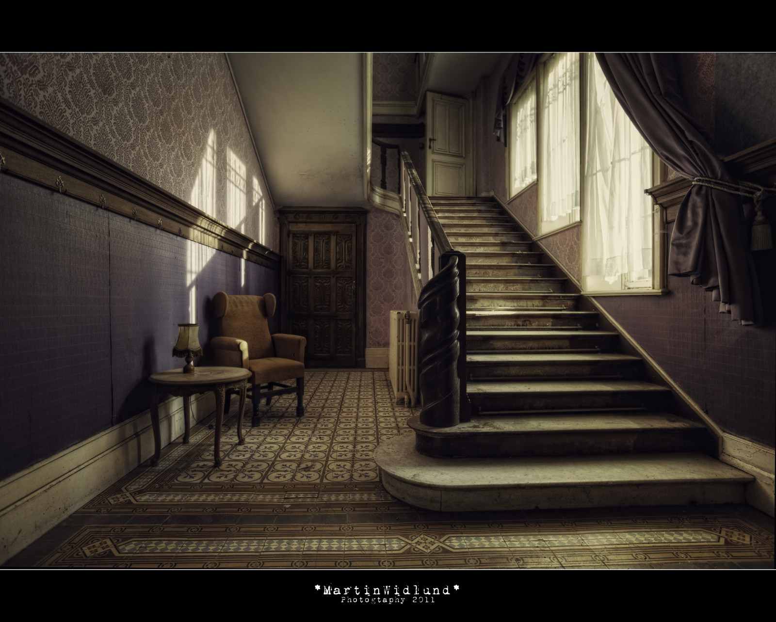 旧, 窗口, 城市, 弃, 幽灵般的, 摄影, 木, 酒店, 椅子, 历史, 佳能, 垃圾, 楼梯, 室内设计, 衰变, 内, 探索, 城堡, 角度, urbex, 侵入, 光, 阴影, 5d, 标记, ii, 书, 大堂, 黑暗, eos, 生病, 闹鬼, 被禁止, 遗弃, 生病, 堕落, 马丁维德隆德