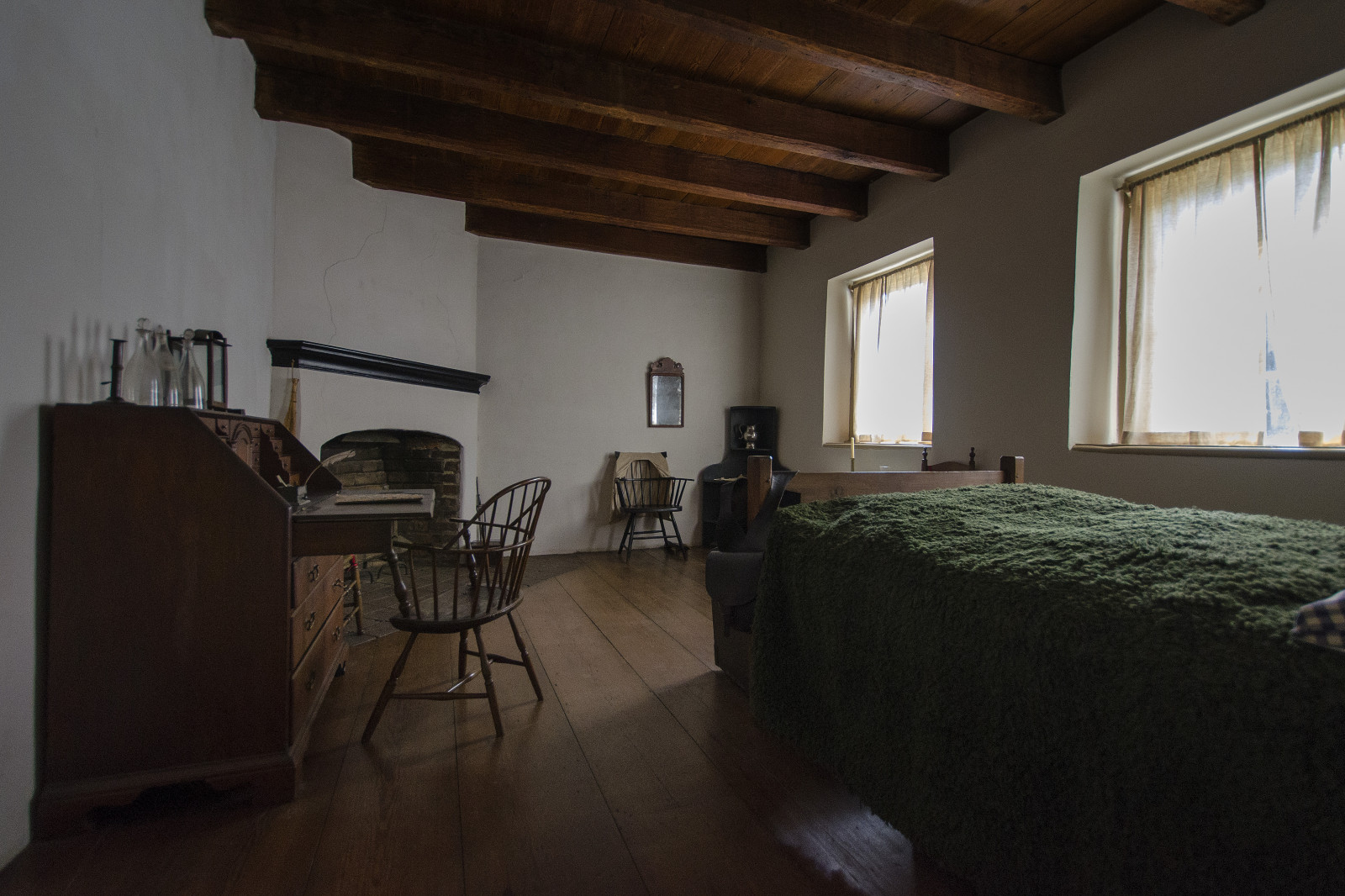 pokoj, místnost, architektura, Vzhled interiéru, Dům, stůl, okno, dřevo, strop, domů, patro, podlaha, dno, nábytek, byt, podlaha, denní osvětlení