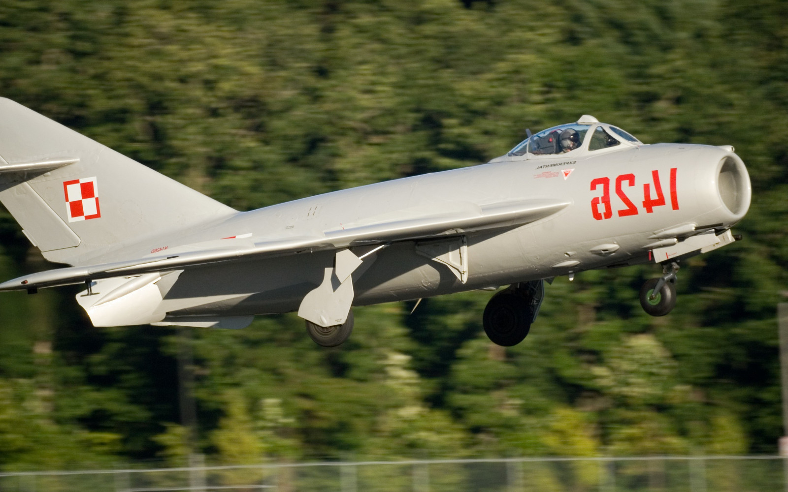 válka, letoun, letadlo, válečný, vojenská letadla, letectvo, Polish Air Force, Mikojan, Mikojan Gurevič MiG 15, Vzlétnout, letectví, 2560x1600 px, stíhací letoun, aerospace engineering, proudová letadla