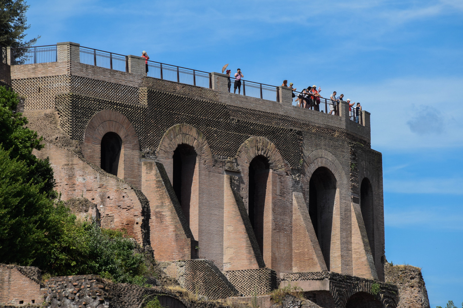 città, Italia, architettura, antico, Turismo, ponte, Europa, arco, Roma, monastero, rovine, rom, città antica, roma, forumromanum, fororomano, viadellasalaravecchia, romerskarkitektur, romanmythologyandgenealogy, punto di riferimento, acquedotto, storia antica, fortificazione