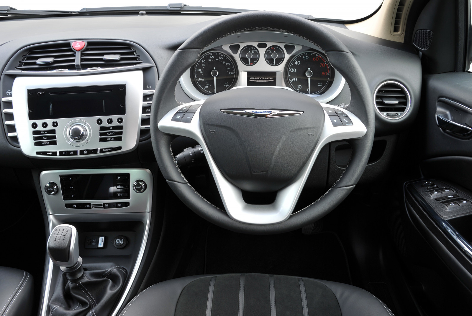 auto, vozidlo, Chrysler, 2013, limuzína, netcarshow, netcar, obrázky vozidel, photo auto, Delta, pozemní vozidla, automobilový exteriér, automobil make, luxusní vůz, rodinný vůz, kompaktní vůz, výkonné auto, střední velikost auta