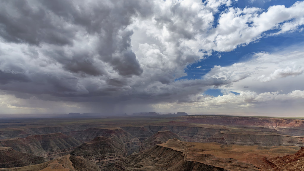 krajina, kopec, Skála, nebe, řeka, horizont, atmosféra, národní park, kaňon, Spojené státy americké, divočina, jihozápadní, Utah, plošina, Formace, step, hřbet, mrak, hora, Amerika, bouřka, prostý, Spojené státy, během dne, vysočina, geologie, albertwirtz, ekosystém, meteorologický jev, vádí, klesl, kupa, badlands, jev, vereinigtestaaten, flus, Gewitter, ekoregion, monumentvalley, sanjuancounty, goosenecksstatepark, sráz, Navajos, navajonation, sanjuanriver, cedarmesa, serpentiny, valleyofthegods, muleypoint, mokidugway, muleypointroad