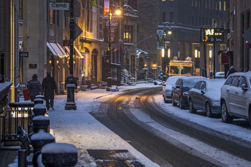 snow, winter, urban area, city, town, car snow, winter, urban area, city, town, car