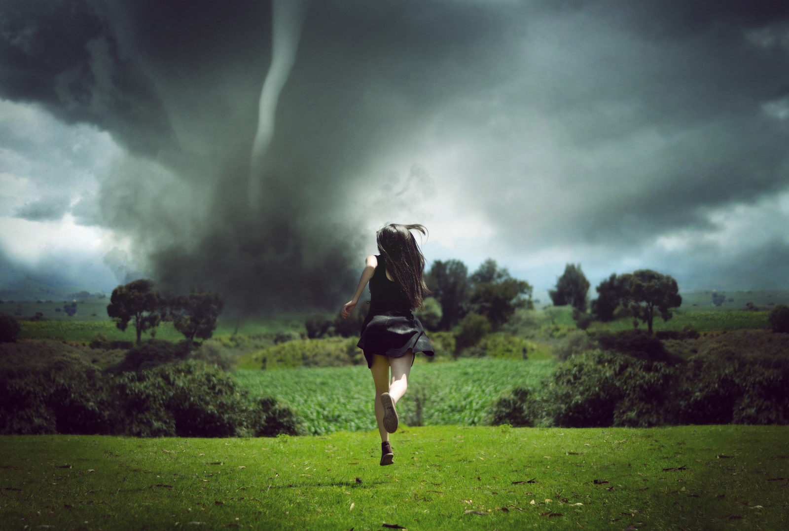 Photoshop, Kleid, Sturm, Grün, Mexiko, Nikon, Tornado, Donner, Laufen, Campo, Licht, Wolke, künstlerisch, Wetter, Mädchen, komisch, Felder, Kunst, kreativ, Arte, Surrealismus, Toluca, D5100, Surrealista