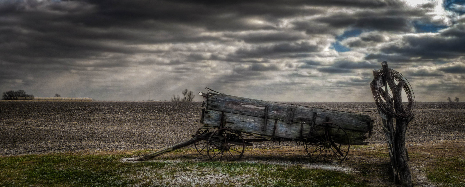 slunečnímu záření, krajina, Příroda, tráva, nebe, ráno, vítr, plot, Illinois, Leica, mrak, strom, vagón, venkov, ostnatý drát, bobbell, hancockcounty, Bowen, augusta, louds