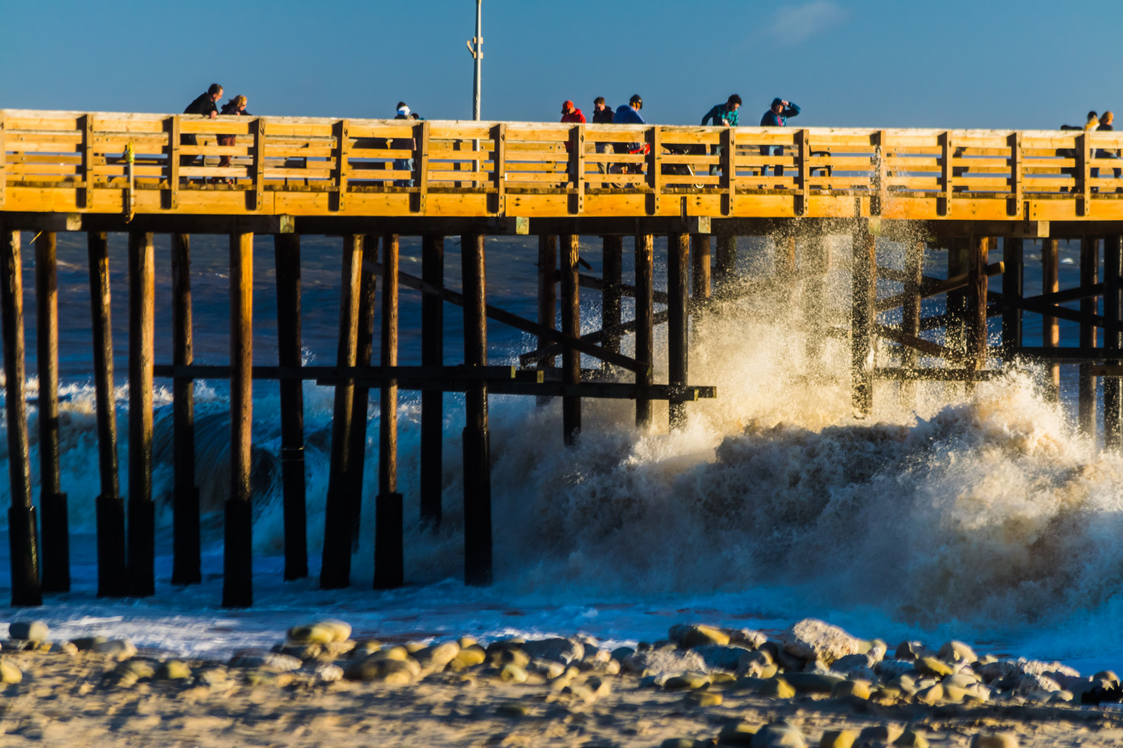 slunečnímu záření, lidé, moře, voda, Skála, pobřeží, písek, odraz, nebe, vozidlo, pláž, ráno, vlny, pobřeží, Kalifornie, skály, Nikon, molo, soumrak, oceán, zlatá hodina, kaluž, vlna, ventura, geotagged, Spojené státy, Tichý oceán, nikond5300, venturapier