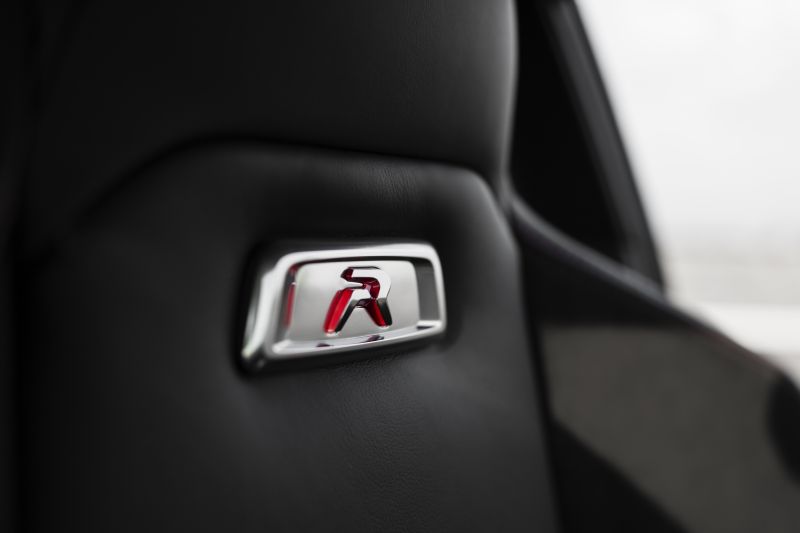 черно,кола,превозно средство,спортна кола,Peugeot,волан