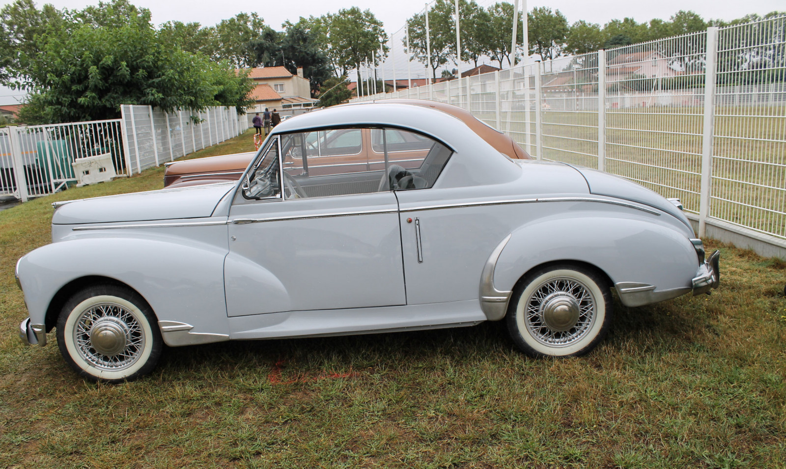starý, auto, vozidlo, Francie, francouzština, veteránem, 2013, klasická auta, kupé, voiture, peugeot, retro, hala, auto, automobil, klasický, fran AISE, 203, vehicule, ancienne, automobilového designu, automobilový exteriér, kompaktní vůz, motorové vozidlo, starožitný auto, střední velikost auta, transporty, boursed změna, Jantes, Přichází, Colomiers, Robergel, peugeot 203