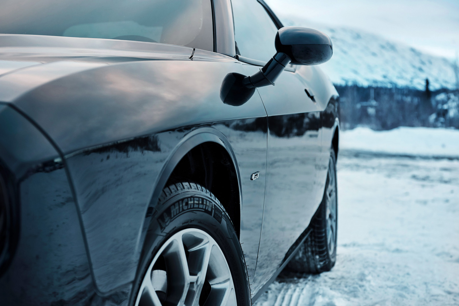 auto, la neve, inverno, veicolo, Schivare, guida, netcarshow, netcar, immagini di auto, auto foto, 2017, Challenger GT, tempo metereologico, ruota, design automobilistico, esterno automobilistico, marca di automobile