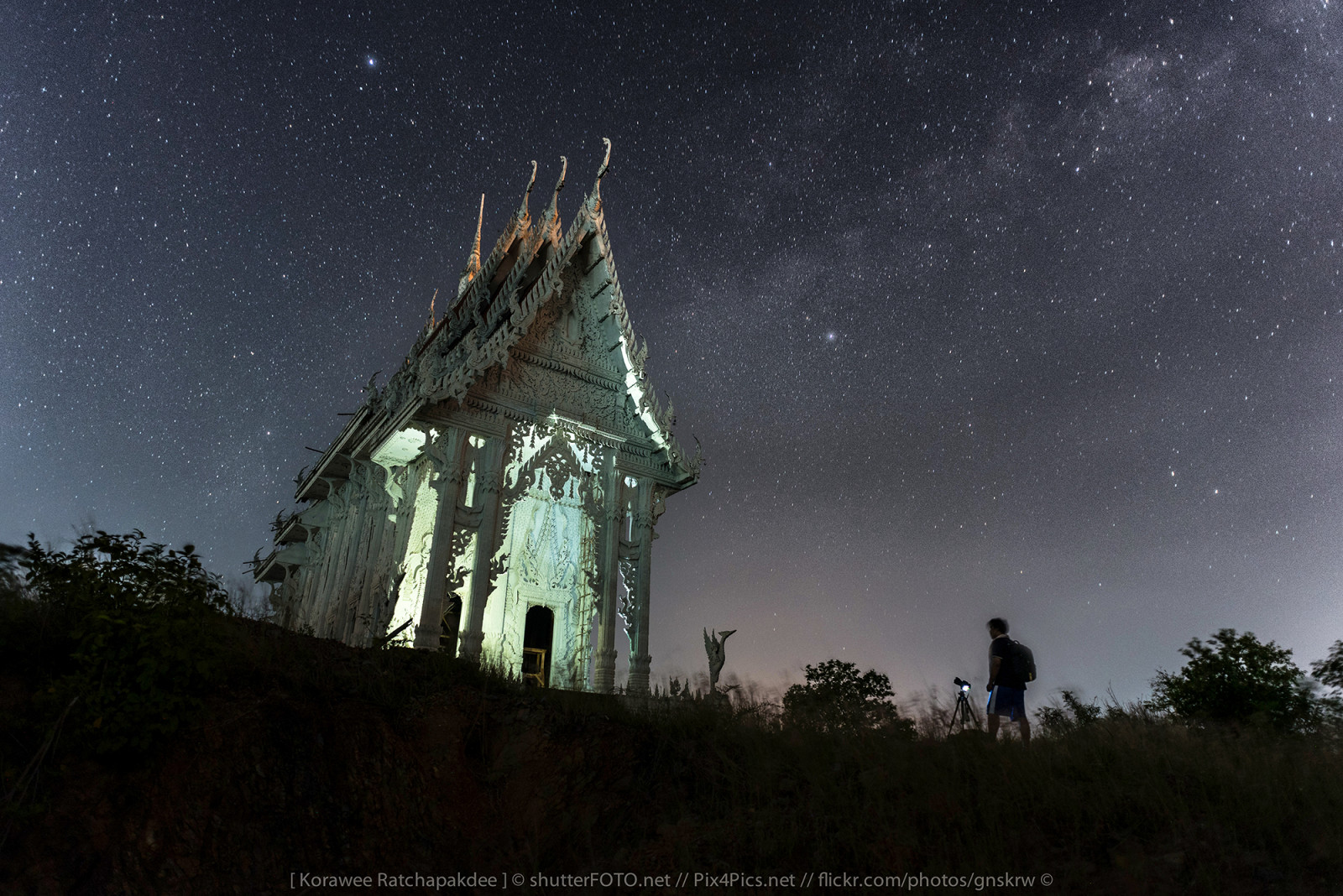 modrý, stromy, světlo, nebe, abstraktní, Černá, Příroda, pole, noc, temný, cesta, hvězdy, krajina, hvězda, dlouho, expozice, venkovní, Země, Pozadí, prostor, hluboký, Věda, dalekohled, galaxie, fotografie, mlhovina, astrophotography, planeta, astronomie, vesmír, mléčný, vesmírný, hvězdnatý, kosmos, astrologie, souhvězdí, nebeský